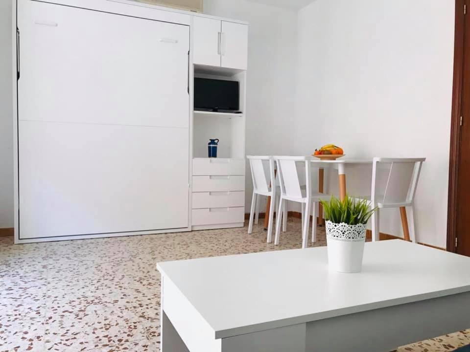 Apartamento con Balcón