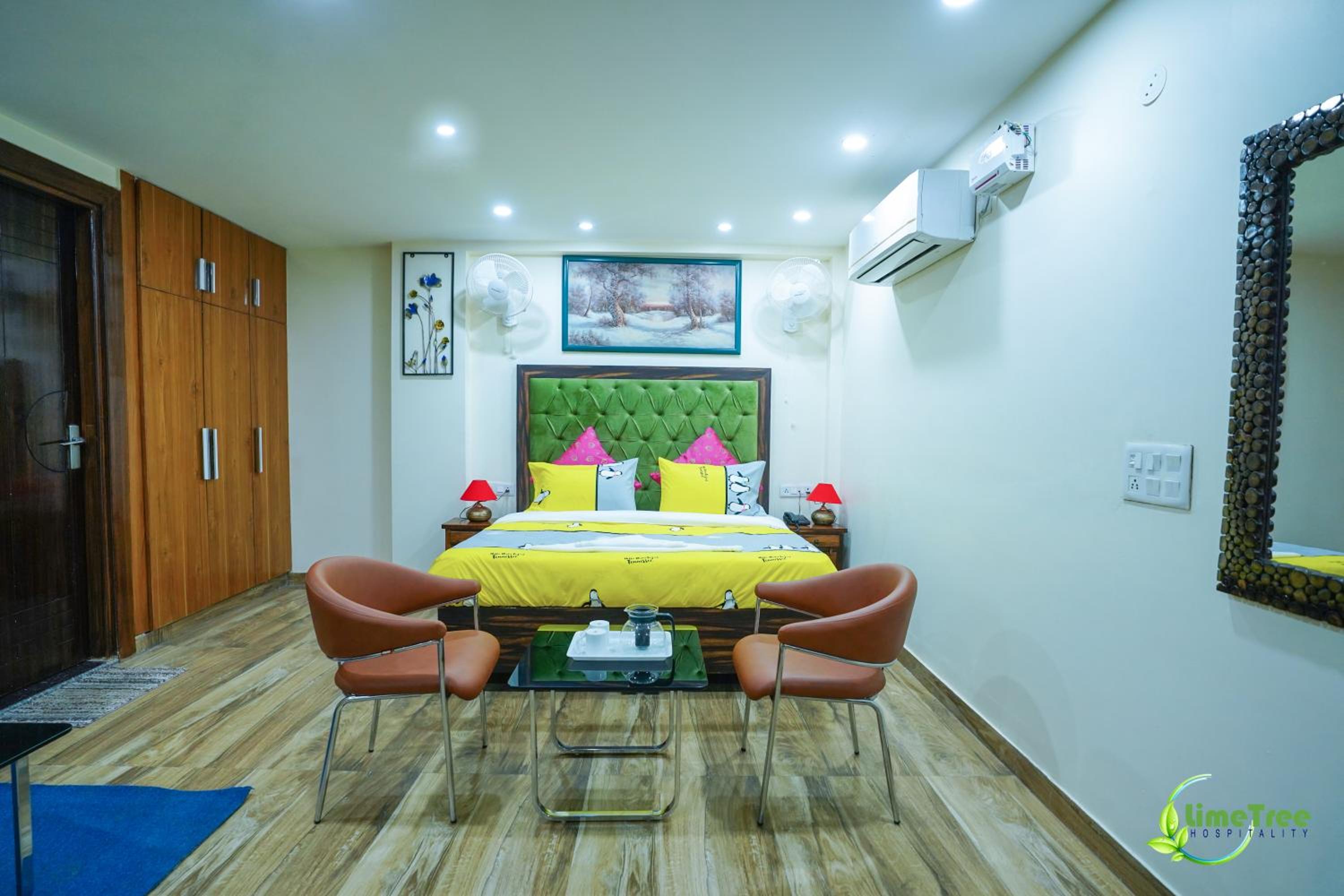 Superior King Room - Photo 19