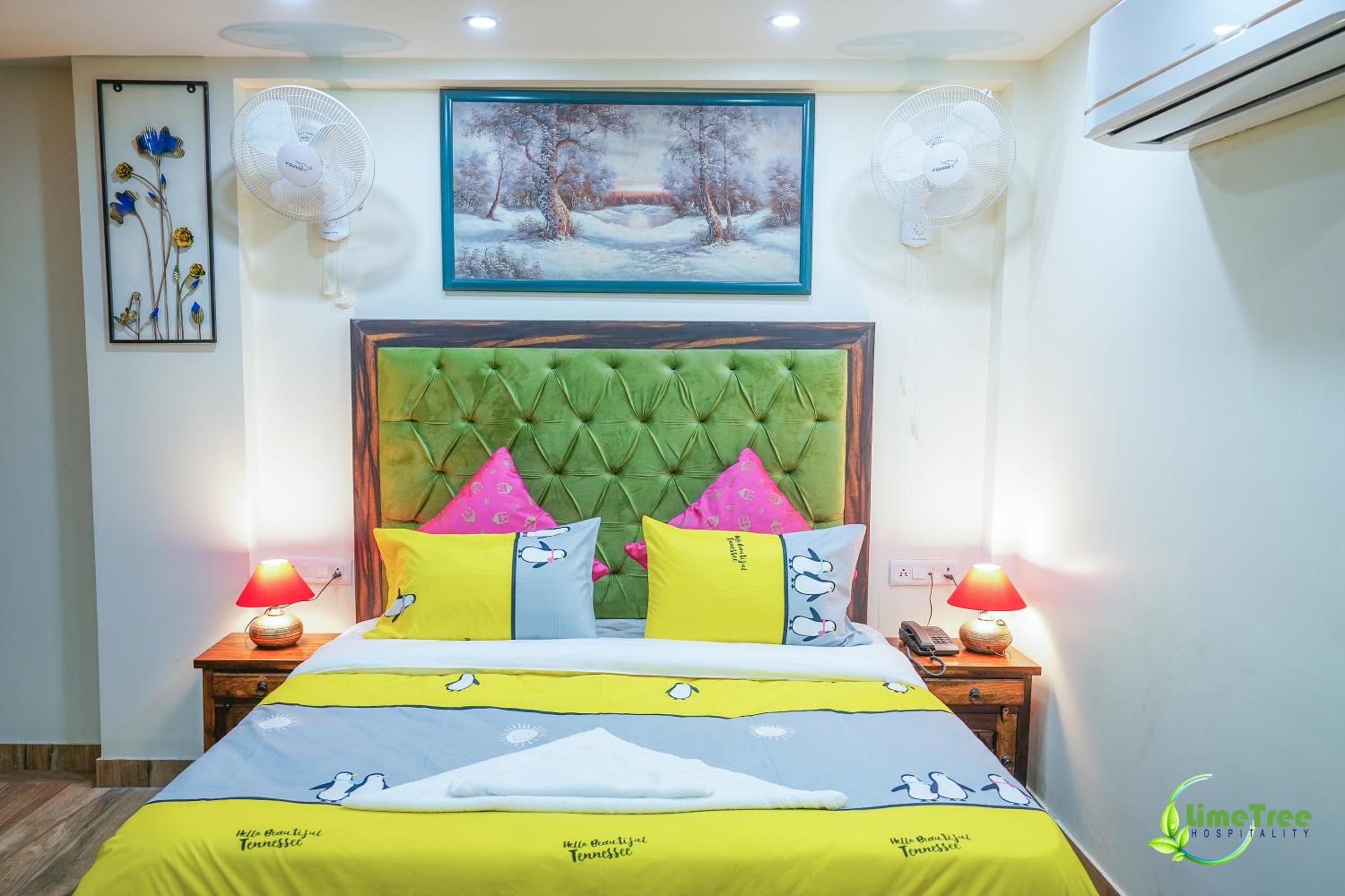 Superior King Room - Photo 18