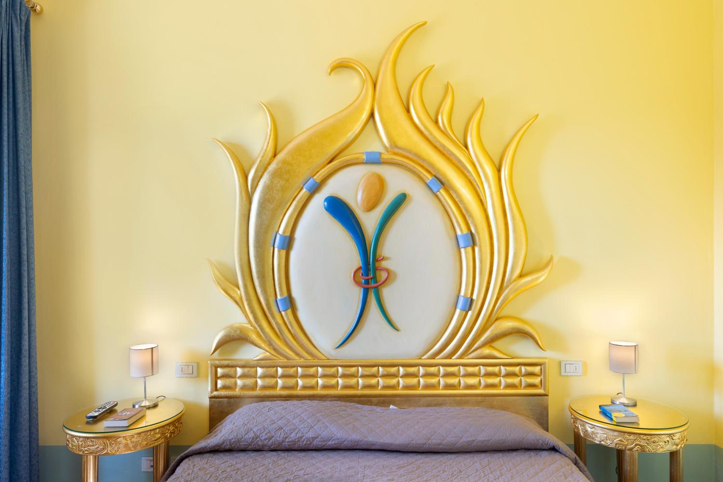 Comfort Double Room with Hills View