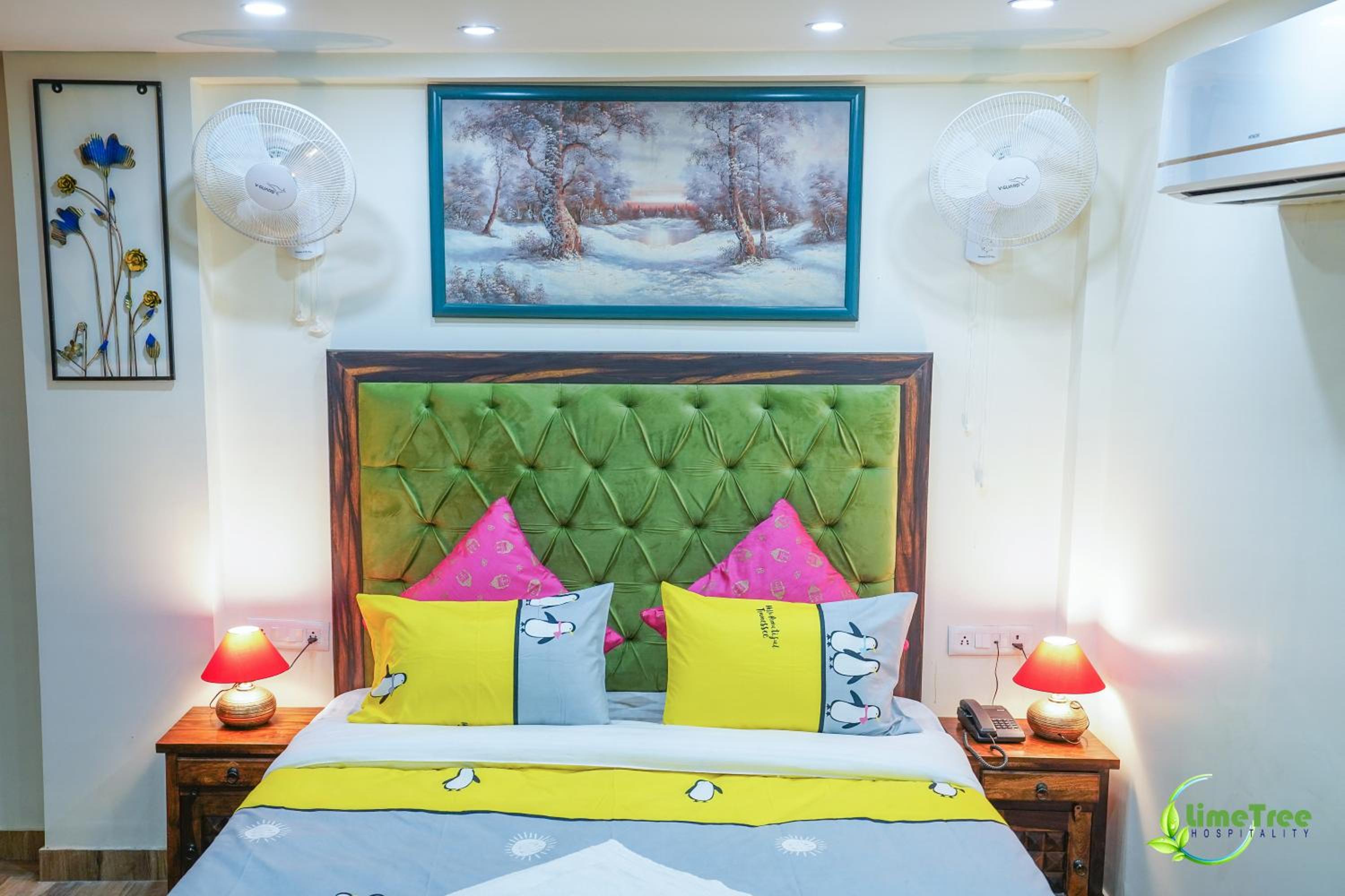 Superior King Room - Photo 6