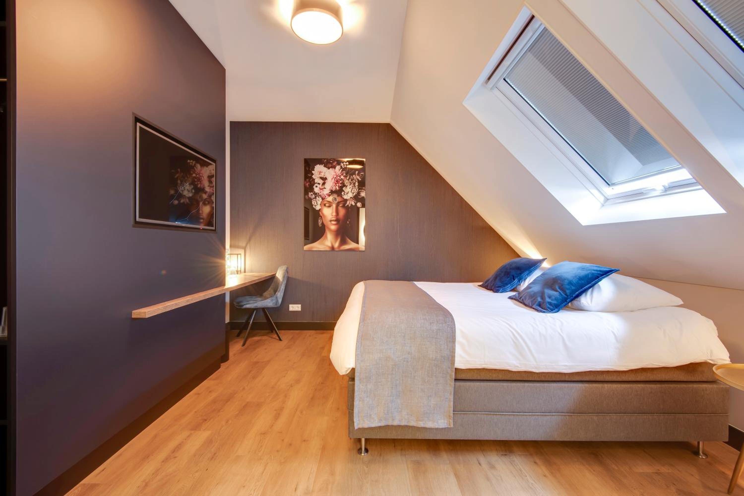 Double Room - Photo 3