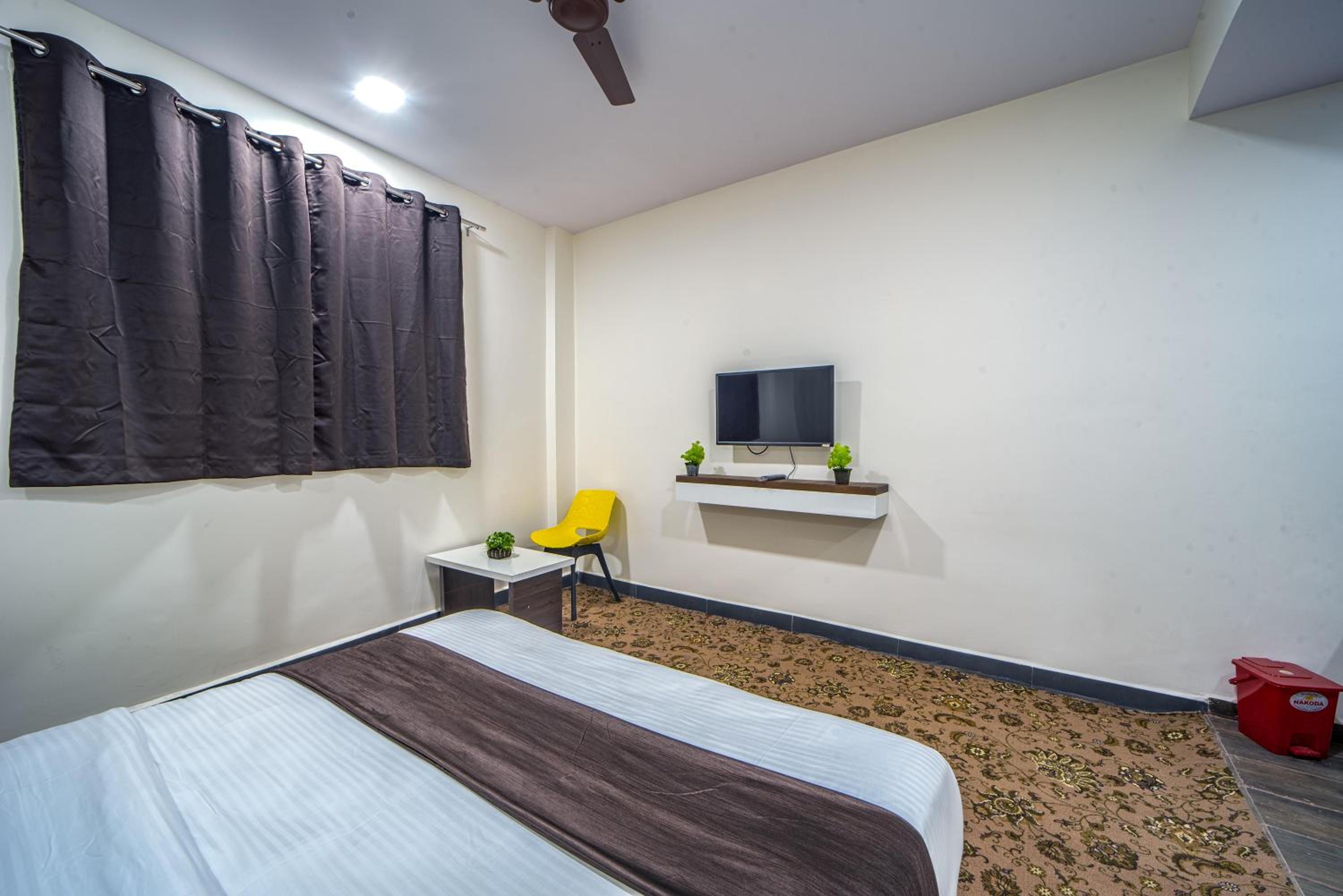 Standard Double Room - Photo 4