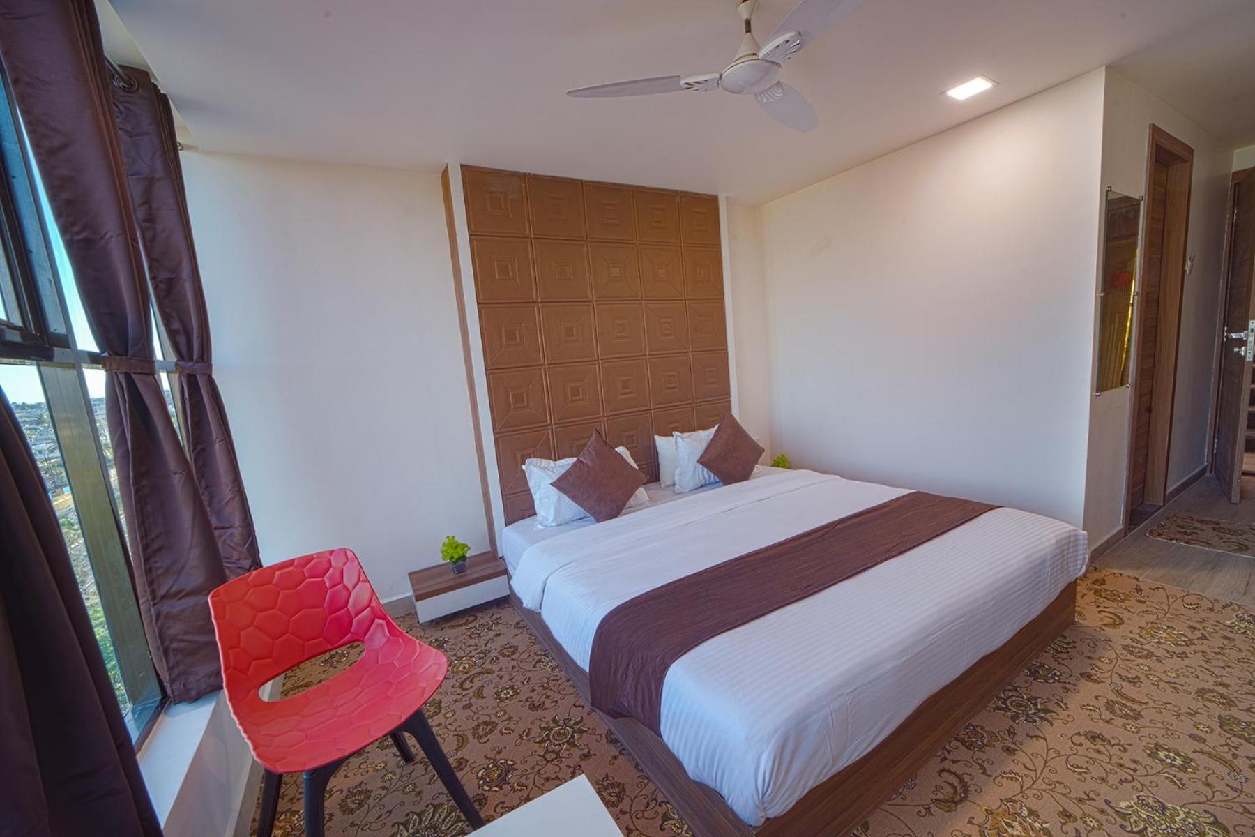Standard Double Room - Photo 10