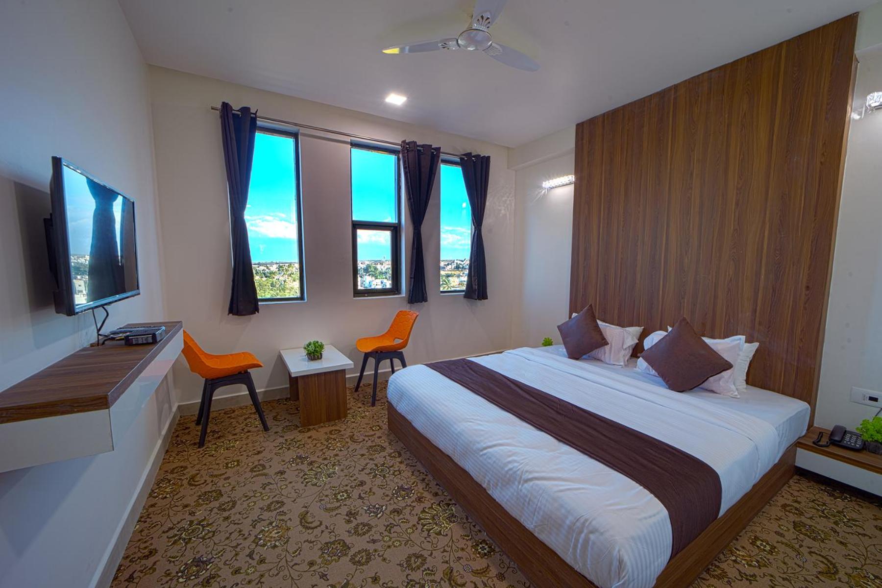 Standard Double Room - Photo 9