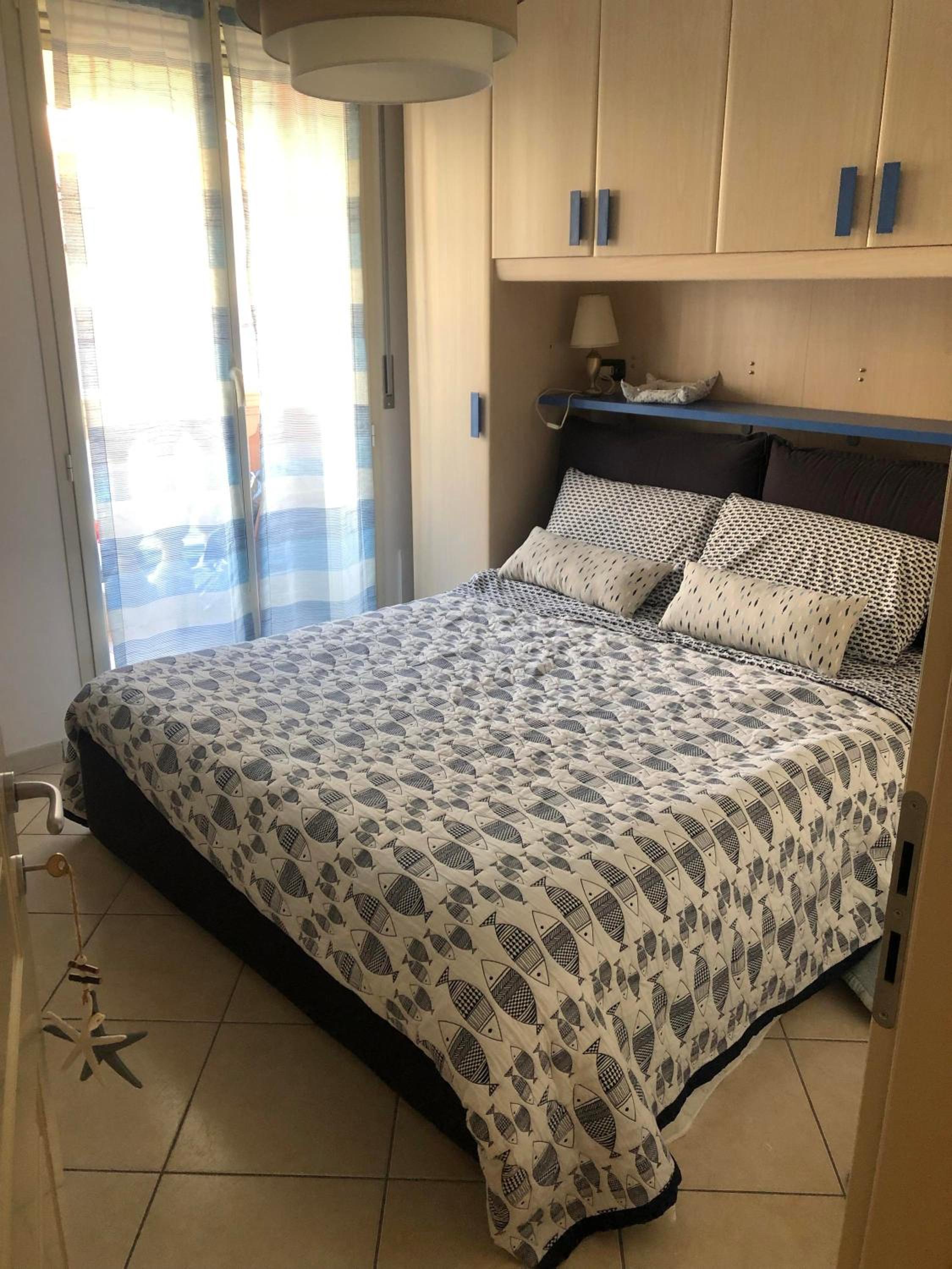 One-Bedroom House photo 1