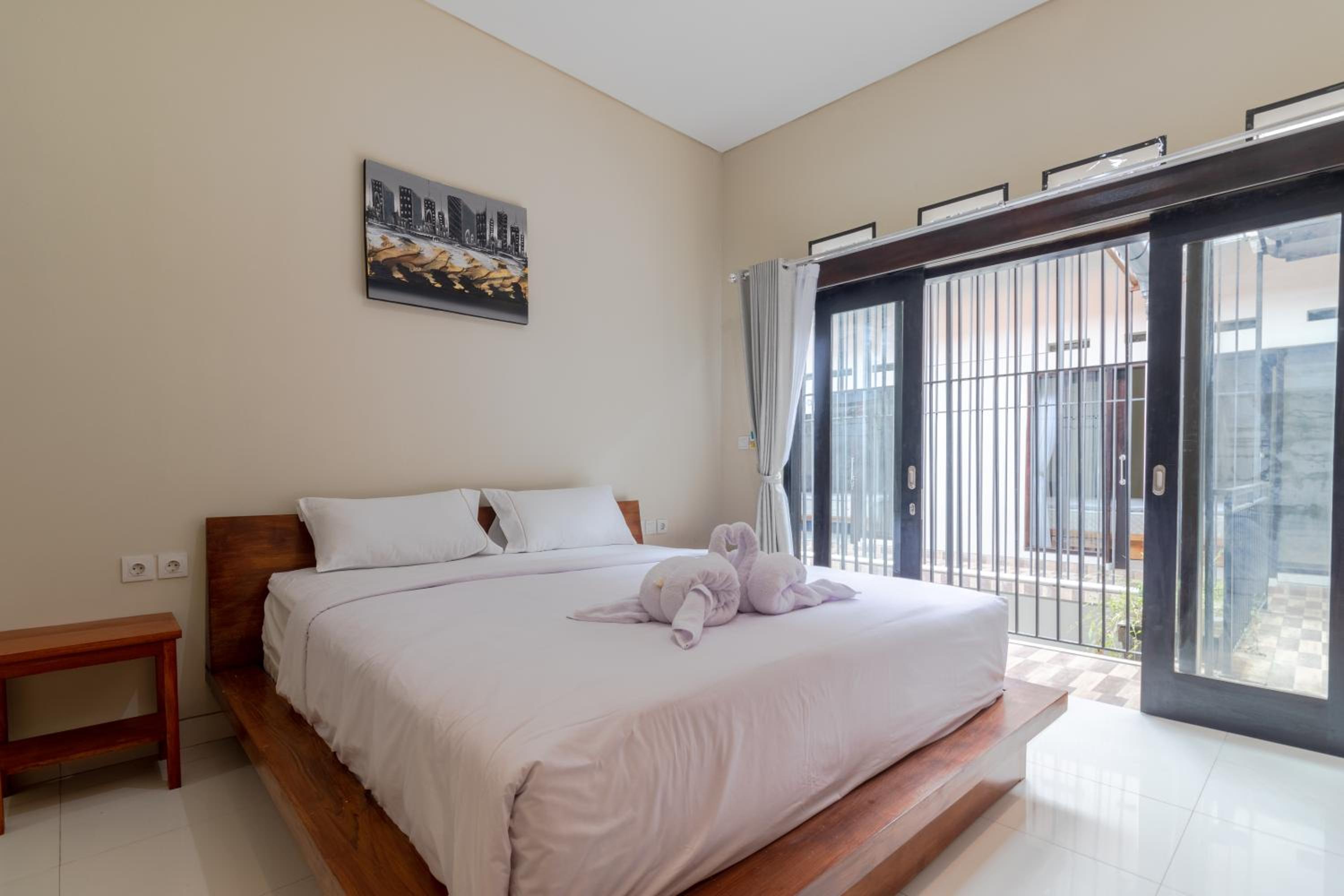 Deluxe Double Room - Photo 19