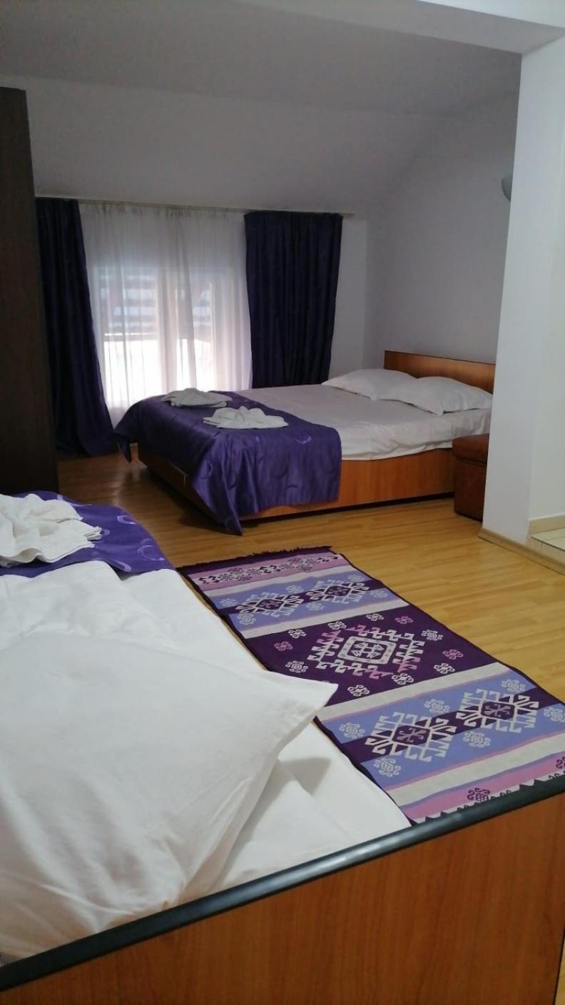Triple Room with Bathroom photo 1