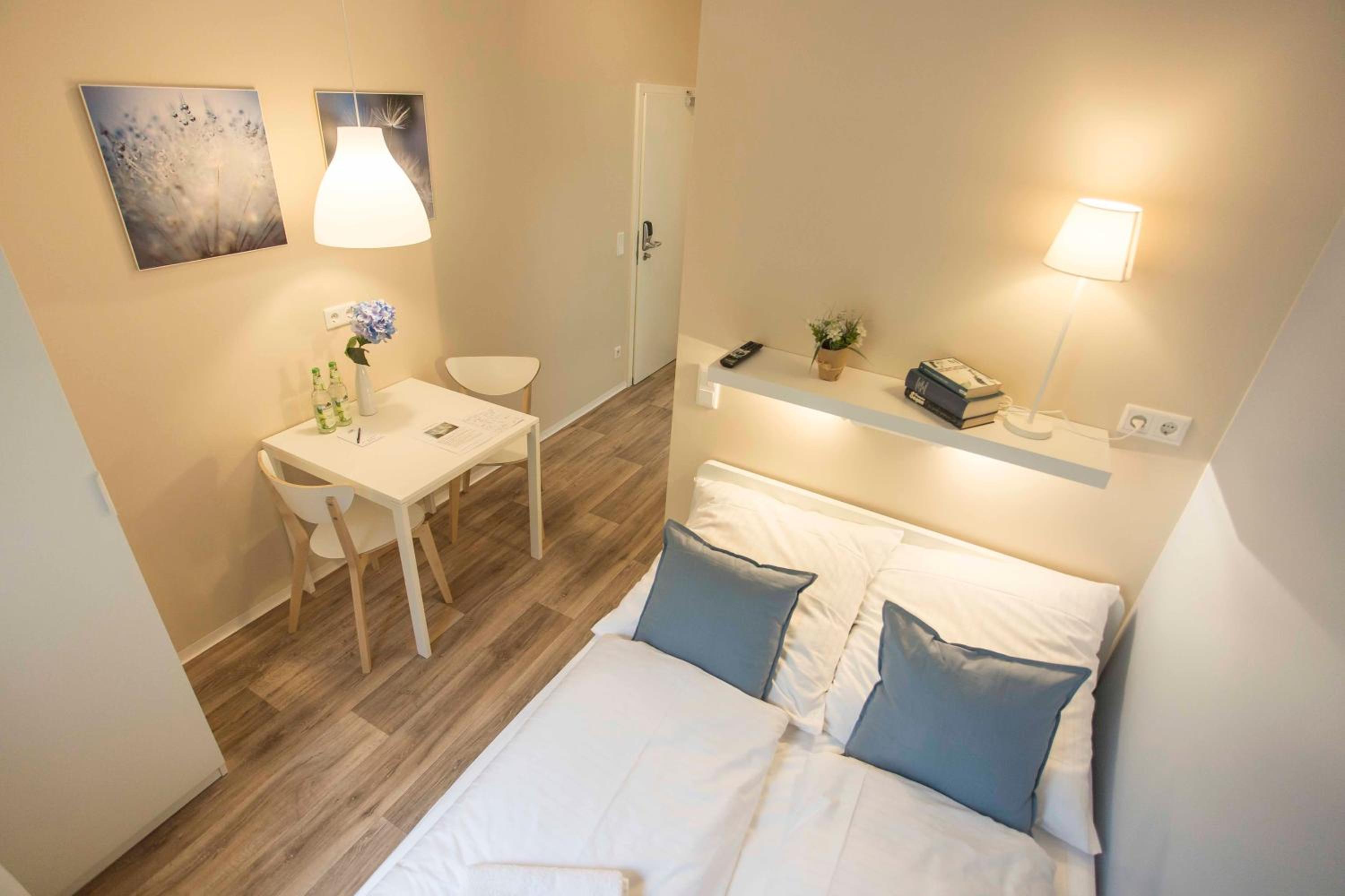 Small Double Room photo 1