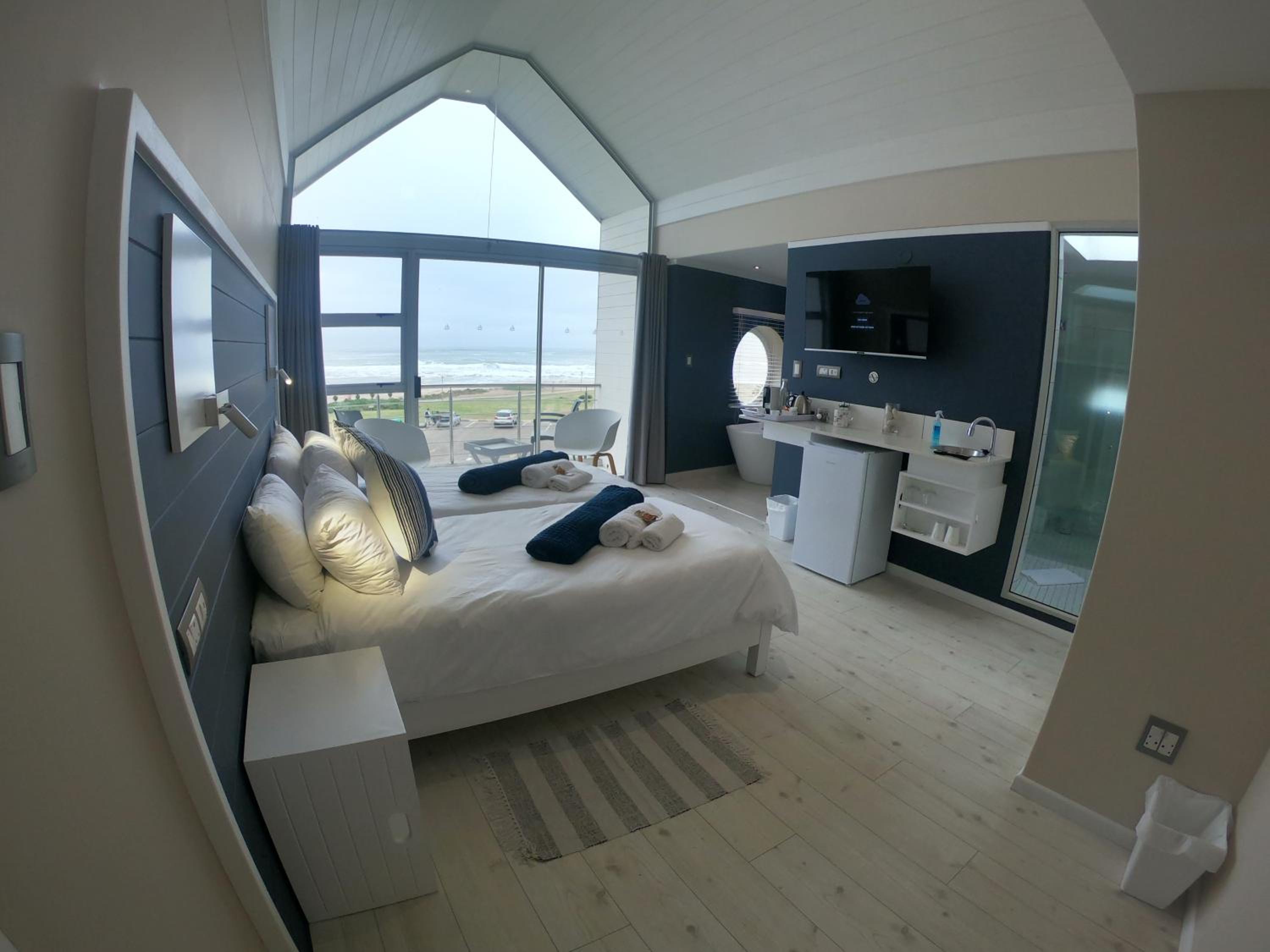 Superior Double or Twin Room with Sea View