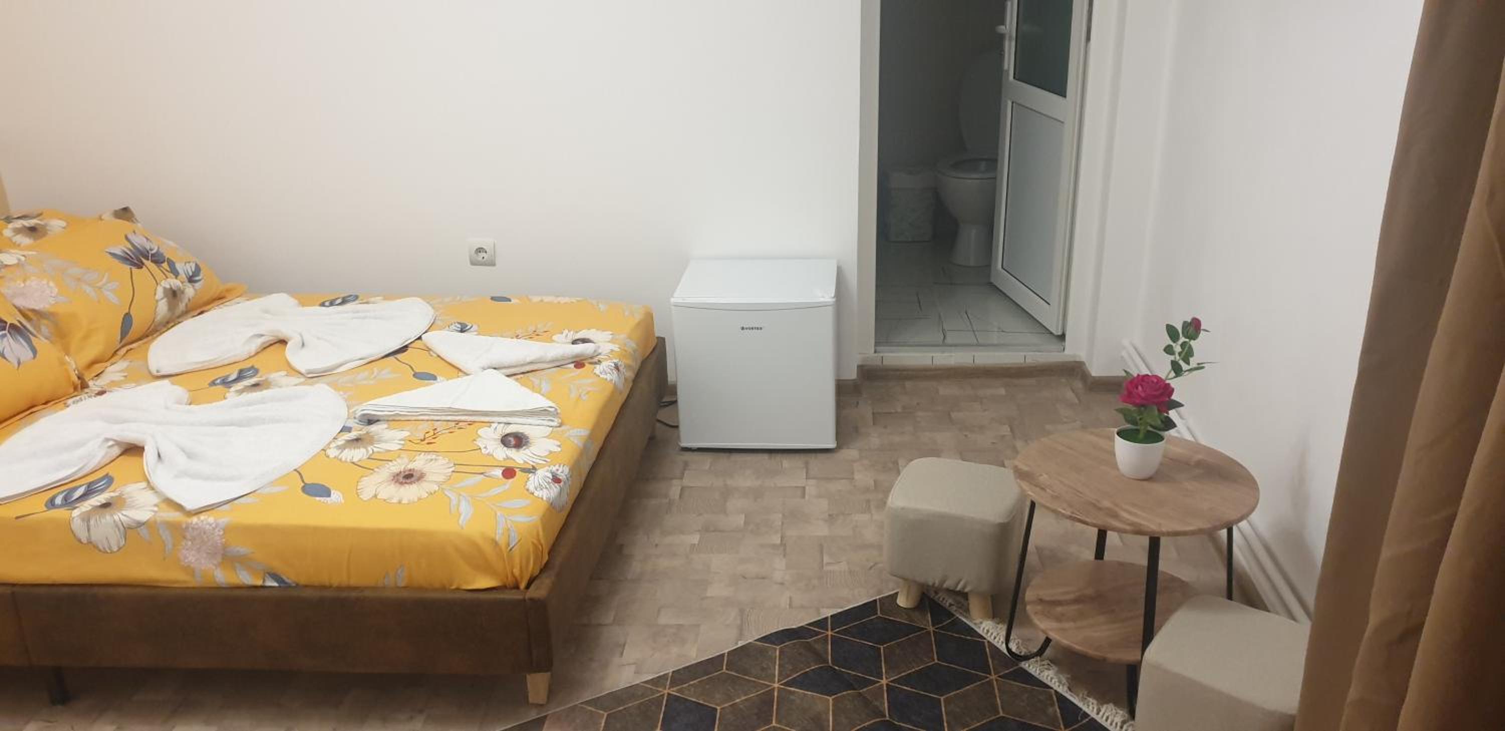 Double Room with Private Bathroom photo 3