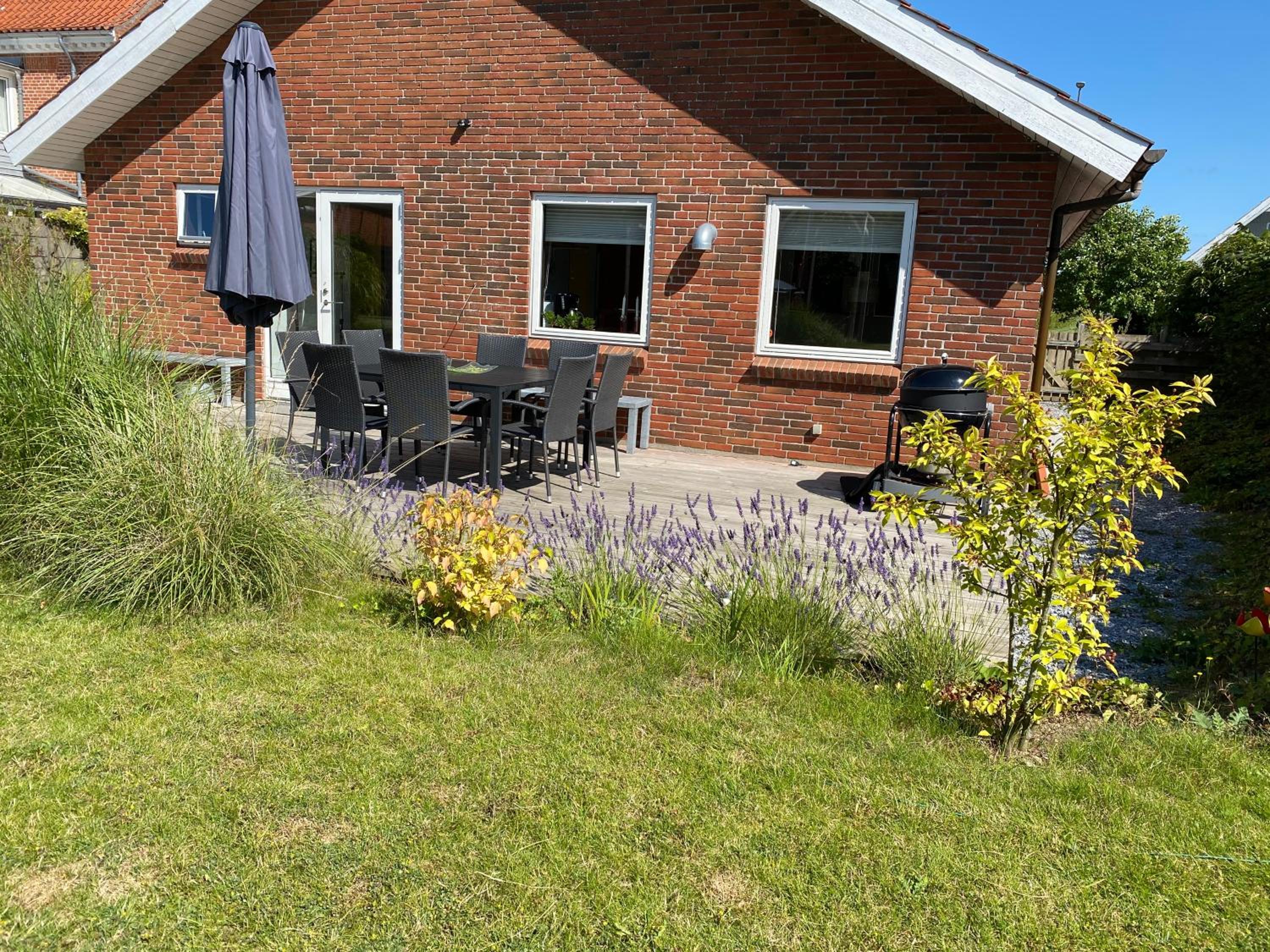 Two-Bedroom House - Photo 29