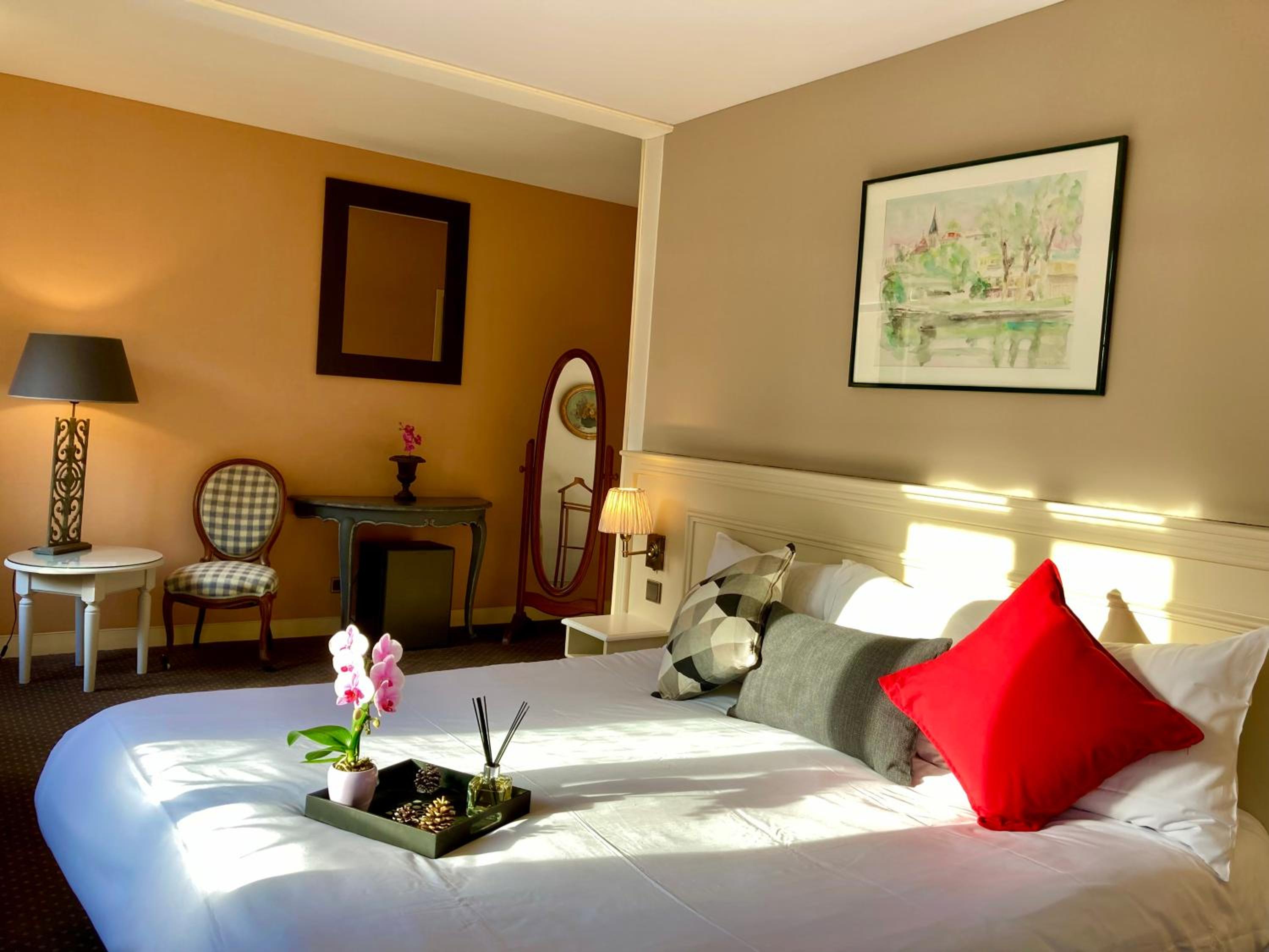 Suite with Garden View - Photo 1