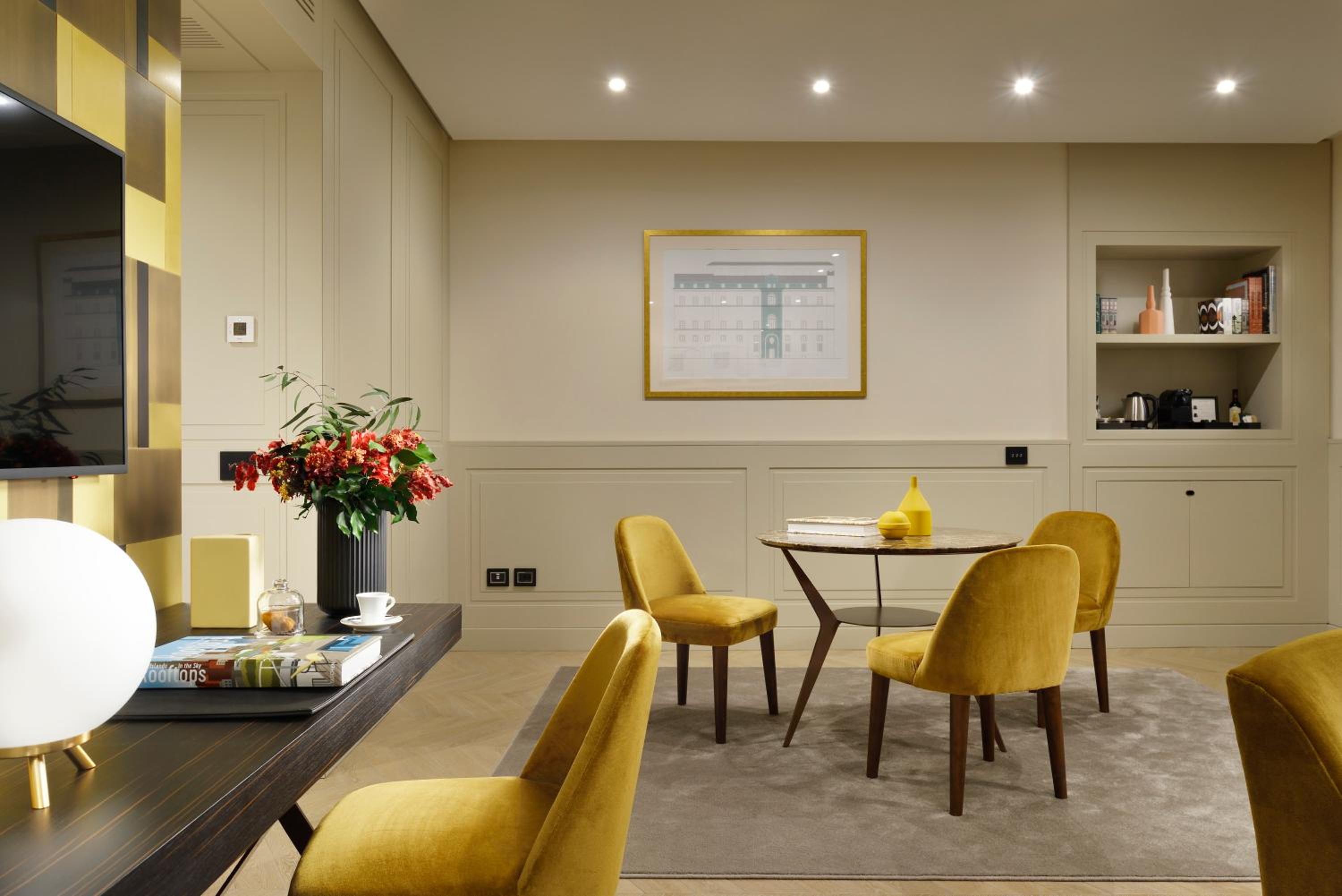 Suite photo 1