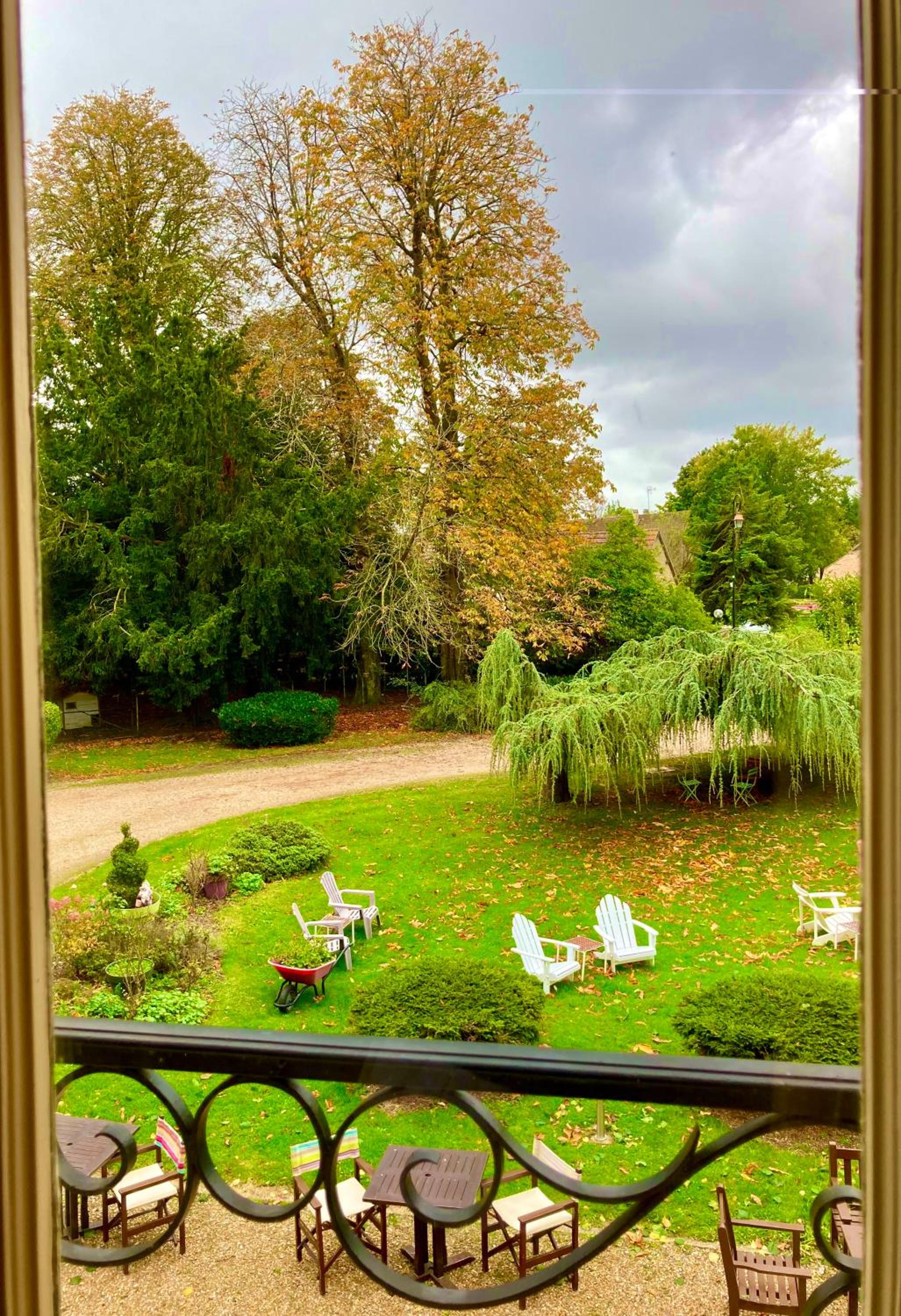 Suite with Garden View - Photo 2