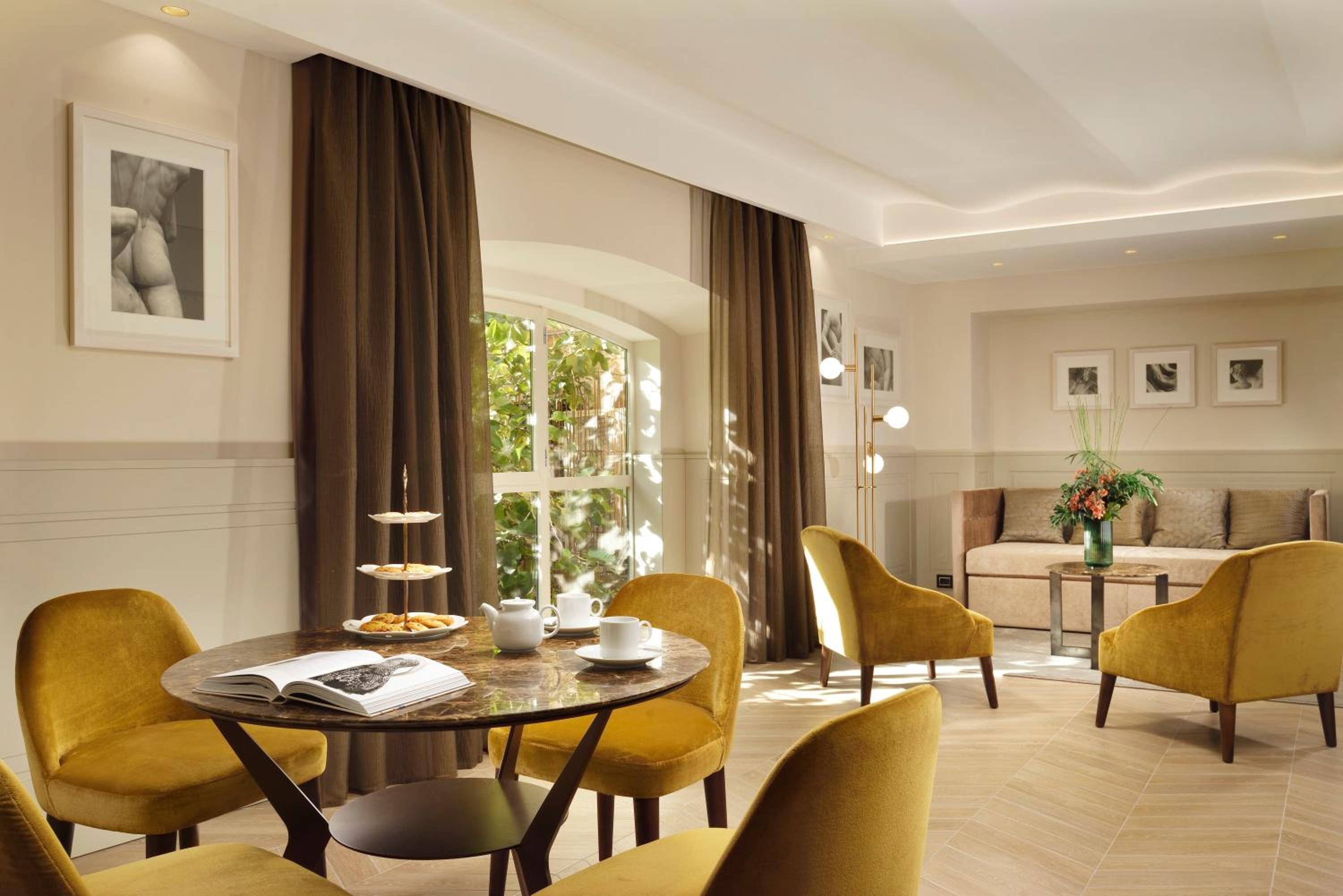 Executive Suite photo 1