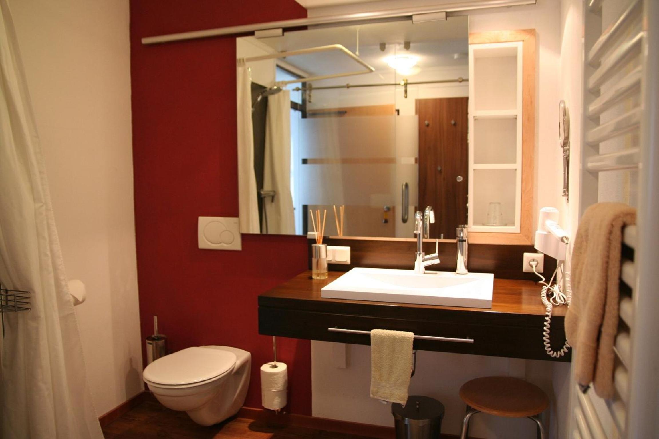 Single Room photo 3