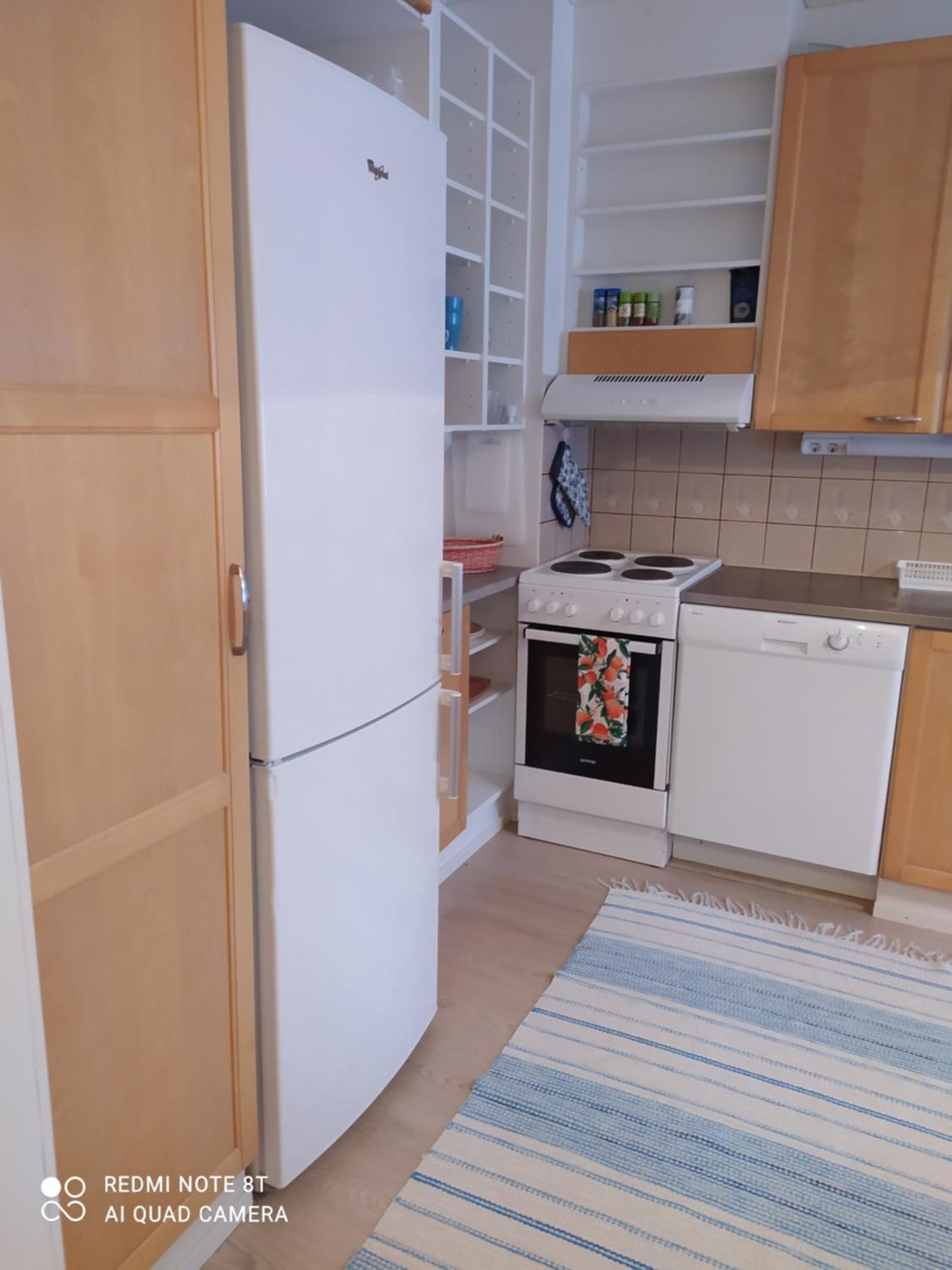 Two-Bedroom House - Photo 4
