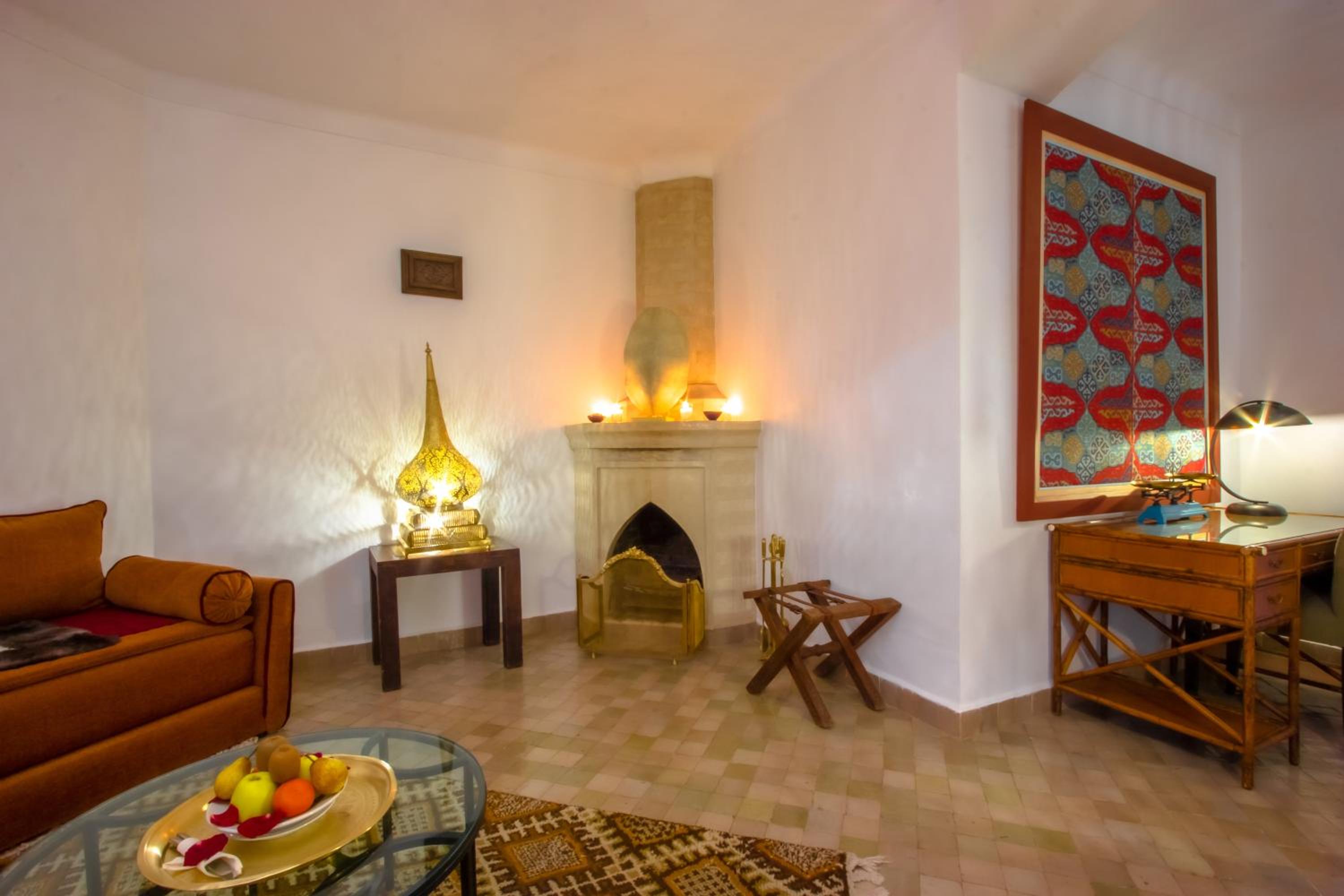 Suite (2 Adults + 1 Child)