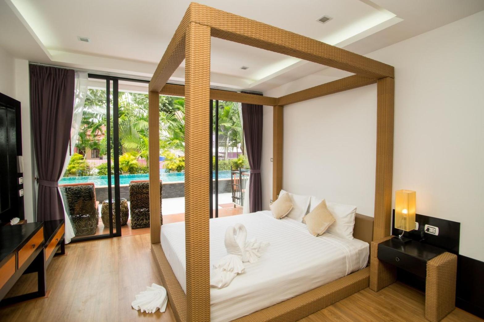 Deluxe Double or Twin Room with Pool Access - Photo 7