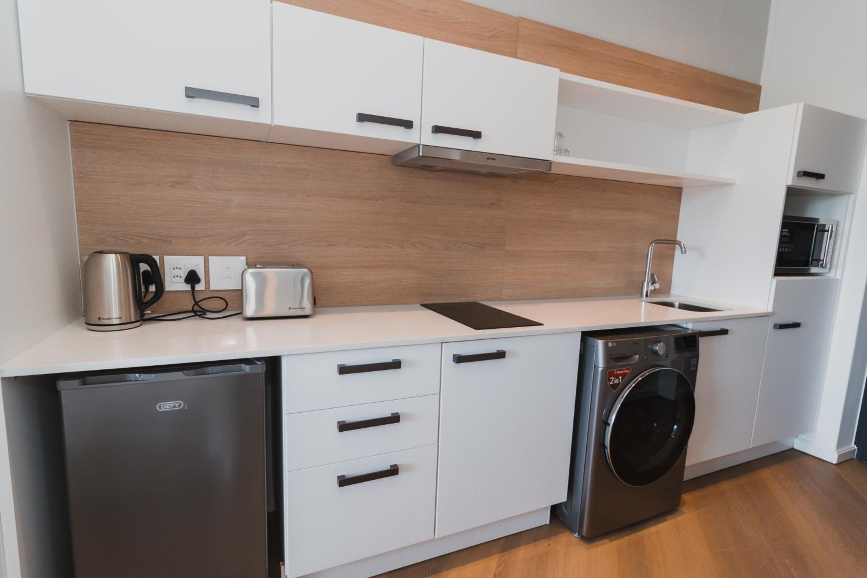Studio Apartment - Photo 3