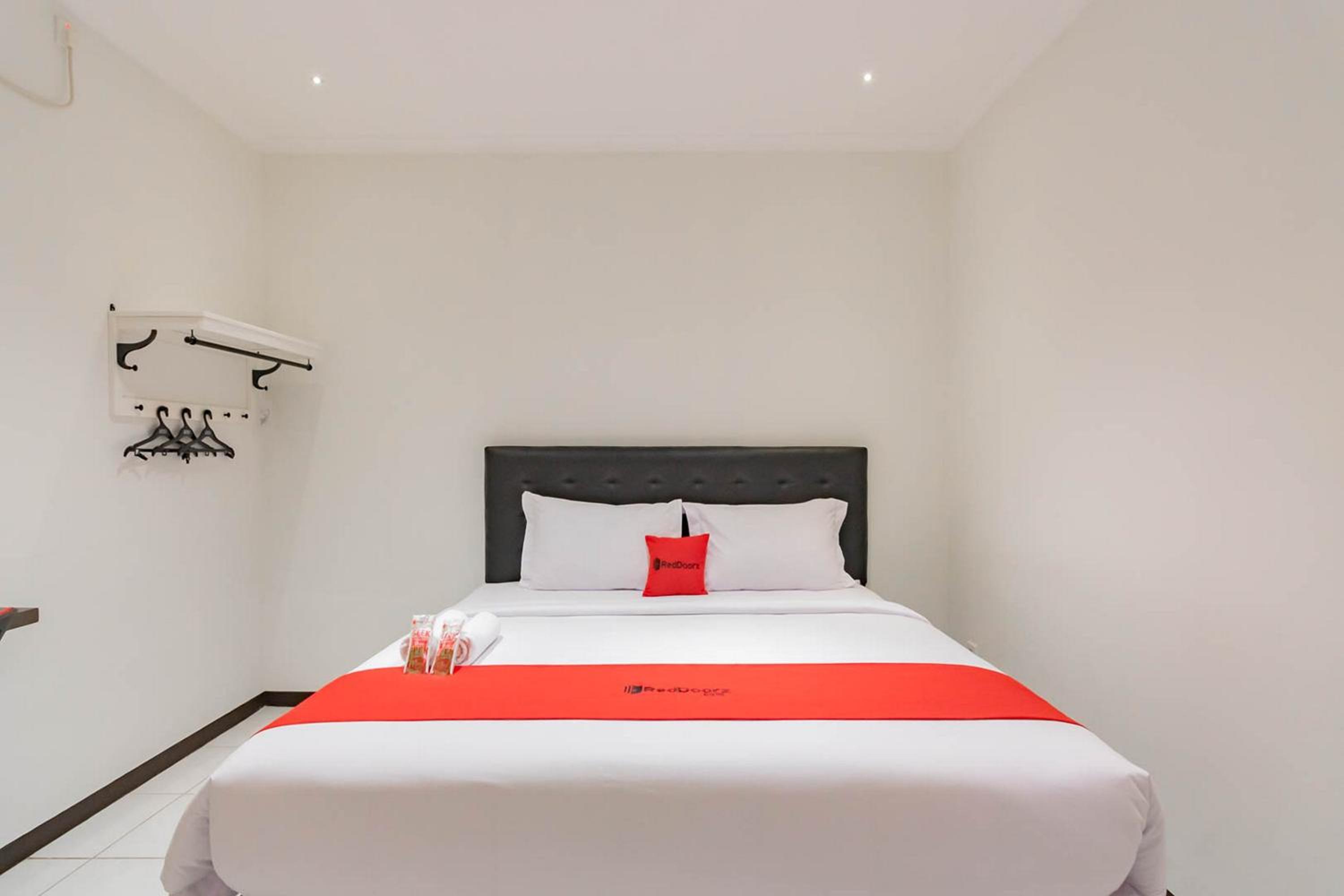 Standard Double Room - Photo 1