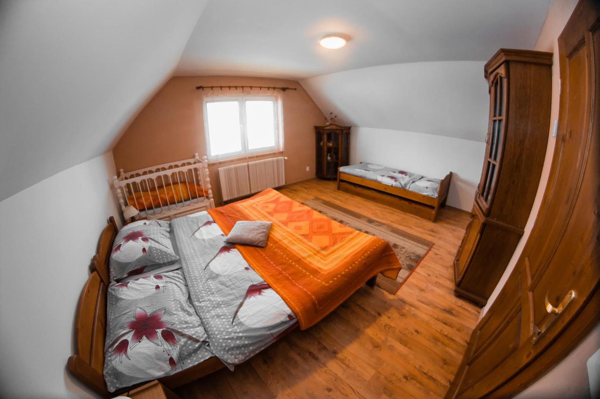 Two-Bedroom Apartment with Balcony photo 2
