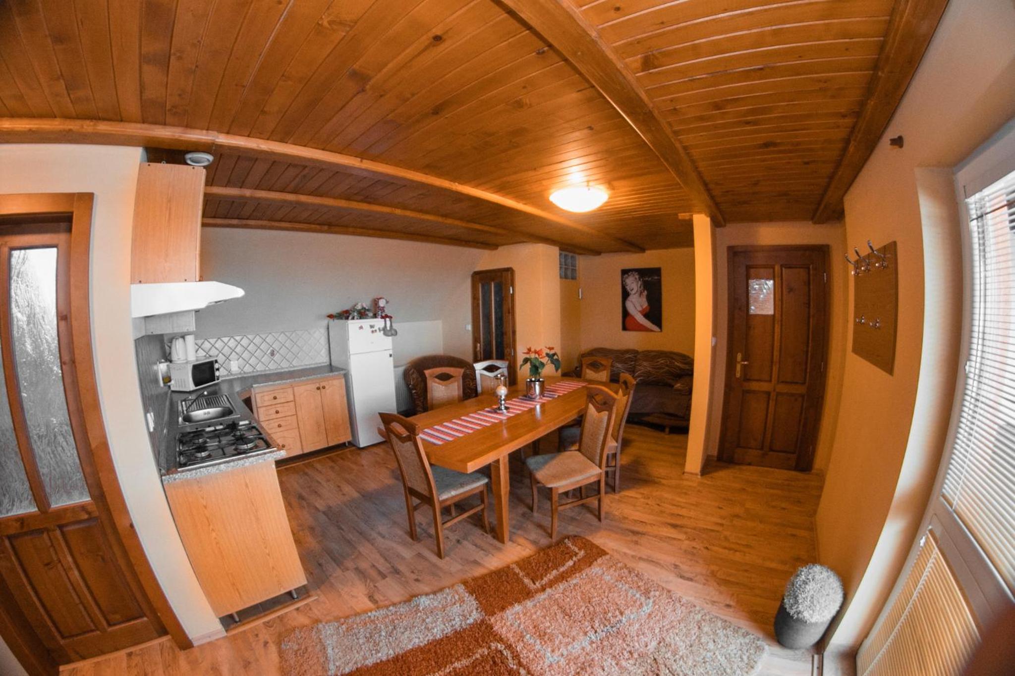 Two-Bedroom Apartment with Balcony photo 3