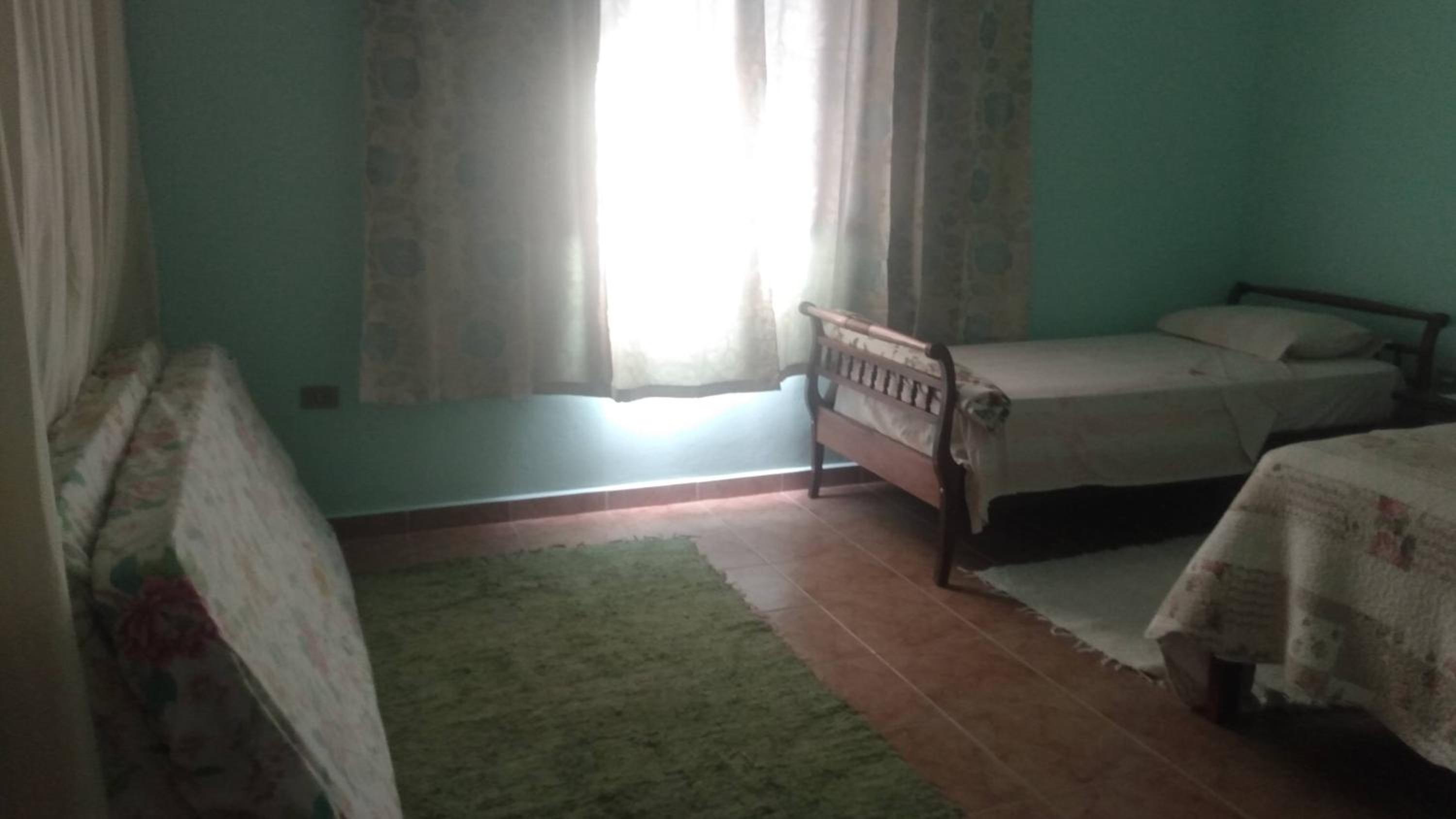 Suite - Photo 1