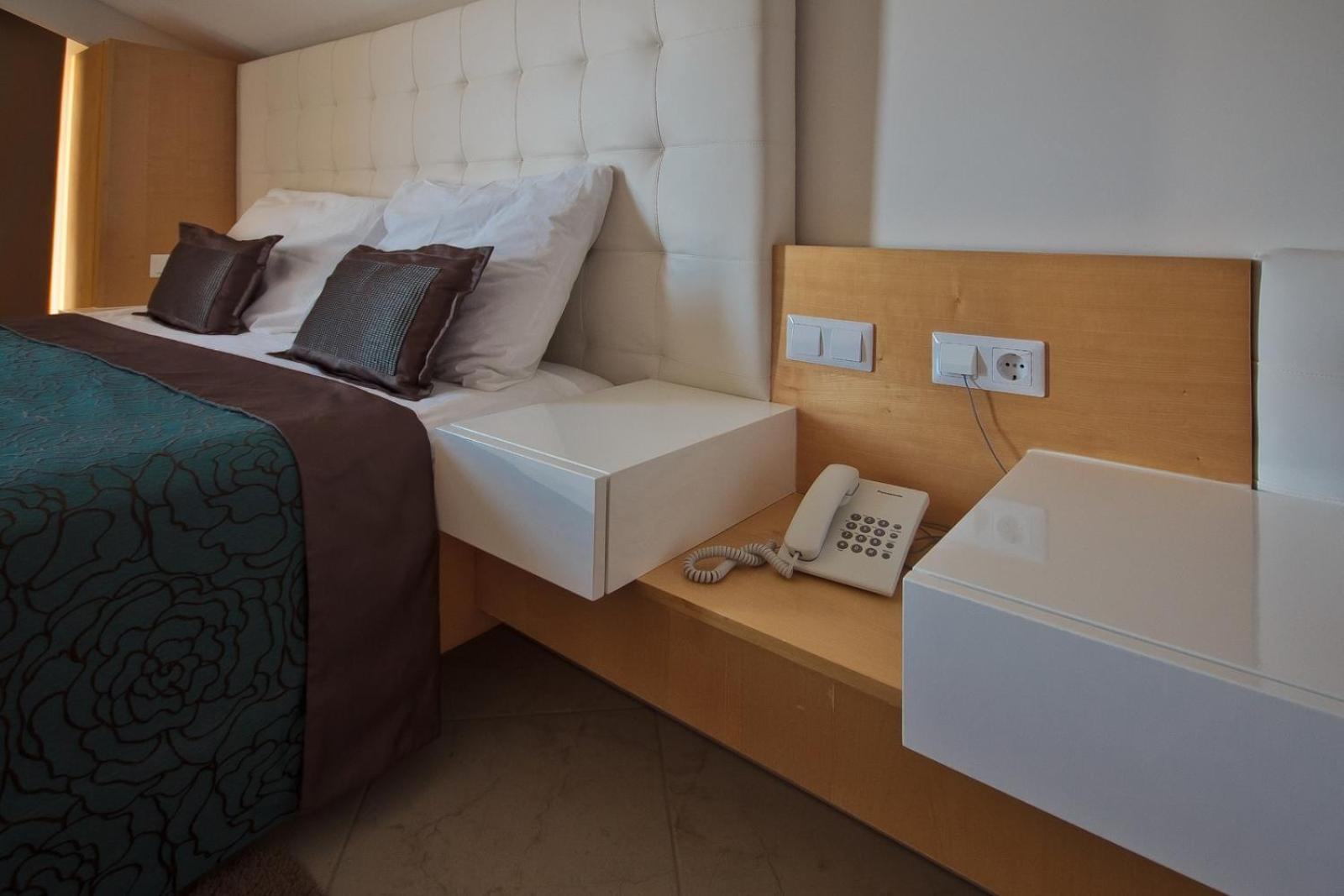 Comfort Double Room with Balcony - Photo 32