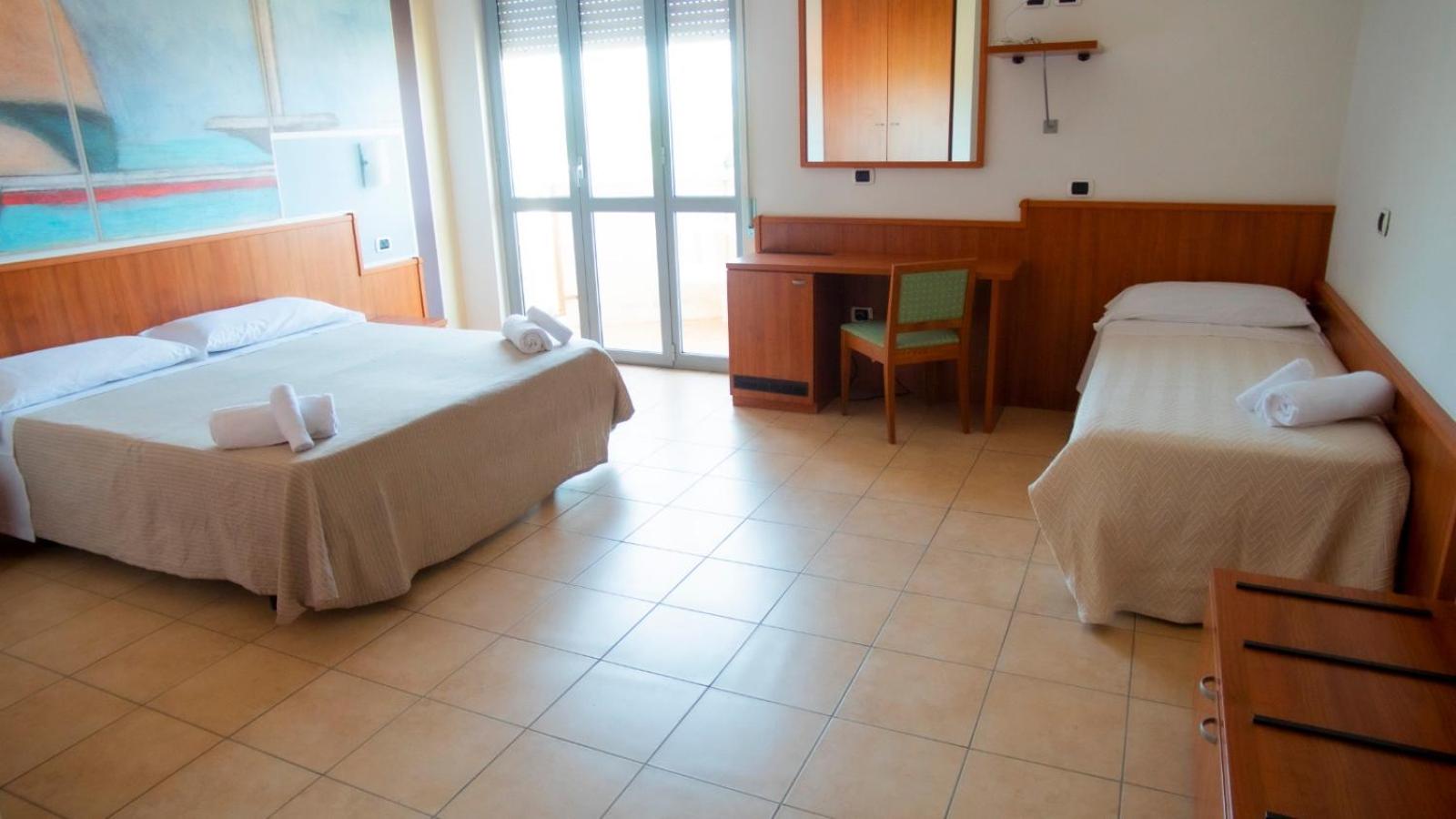 Triple Room with Side Sea View