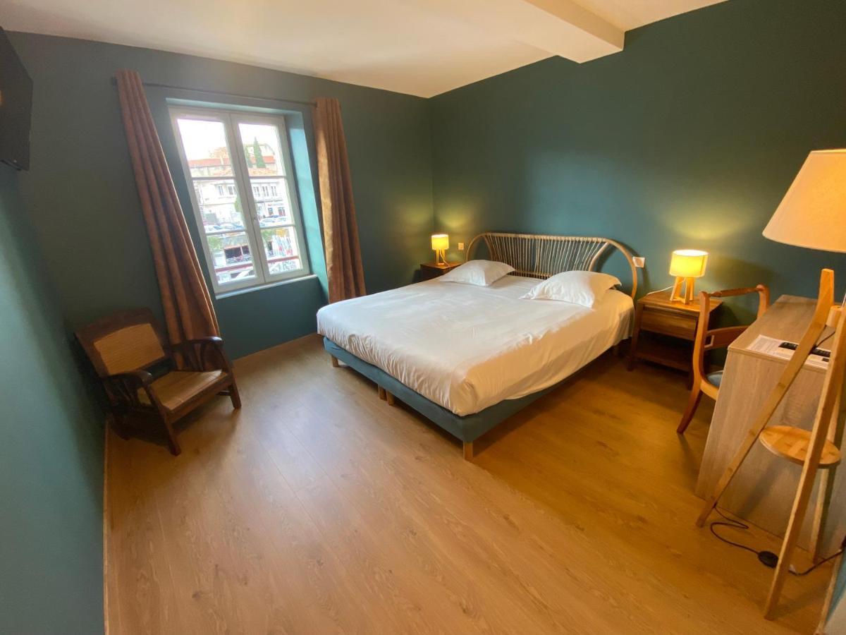 Superior Double or Twin Room photo 3