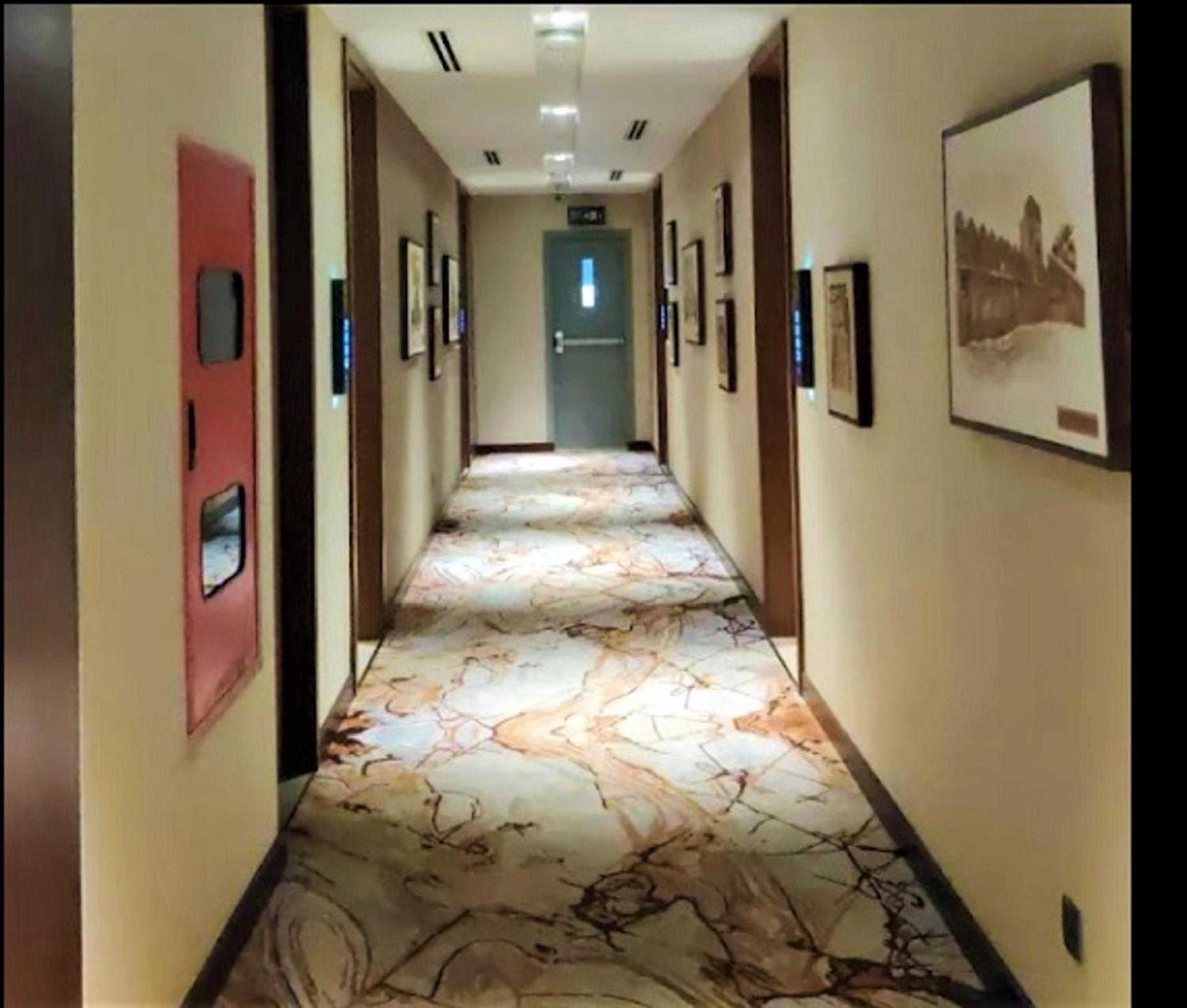 Superior King Room photo 3