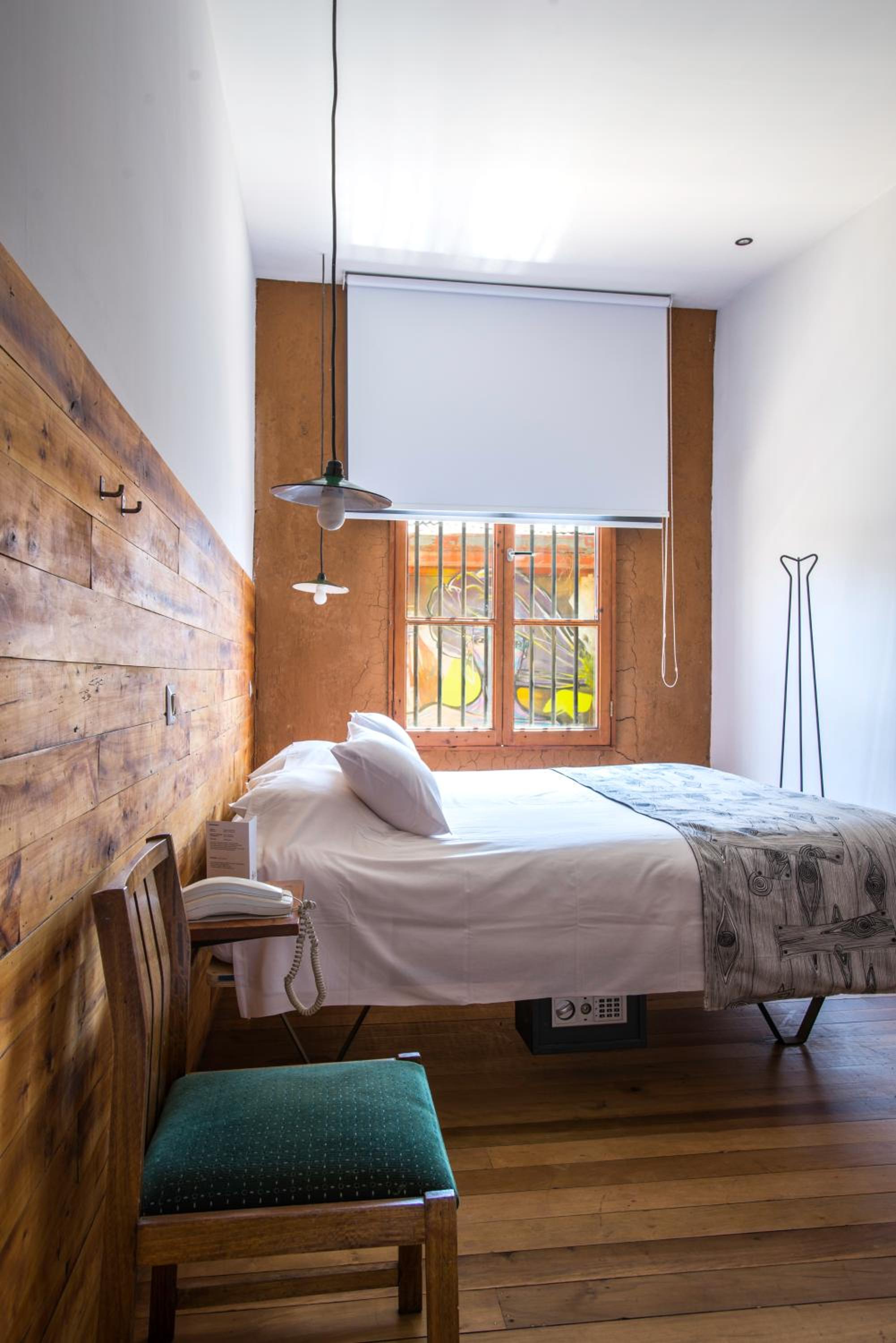 Standard Double or Twin Room - Photo 5