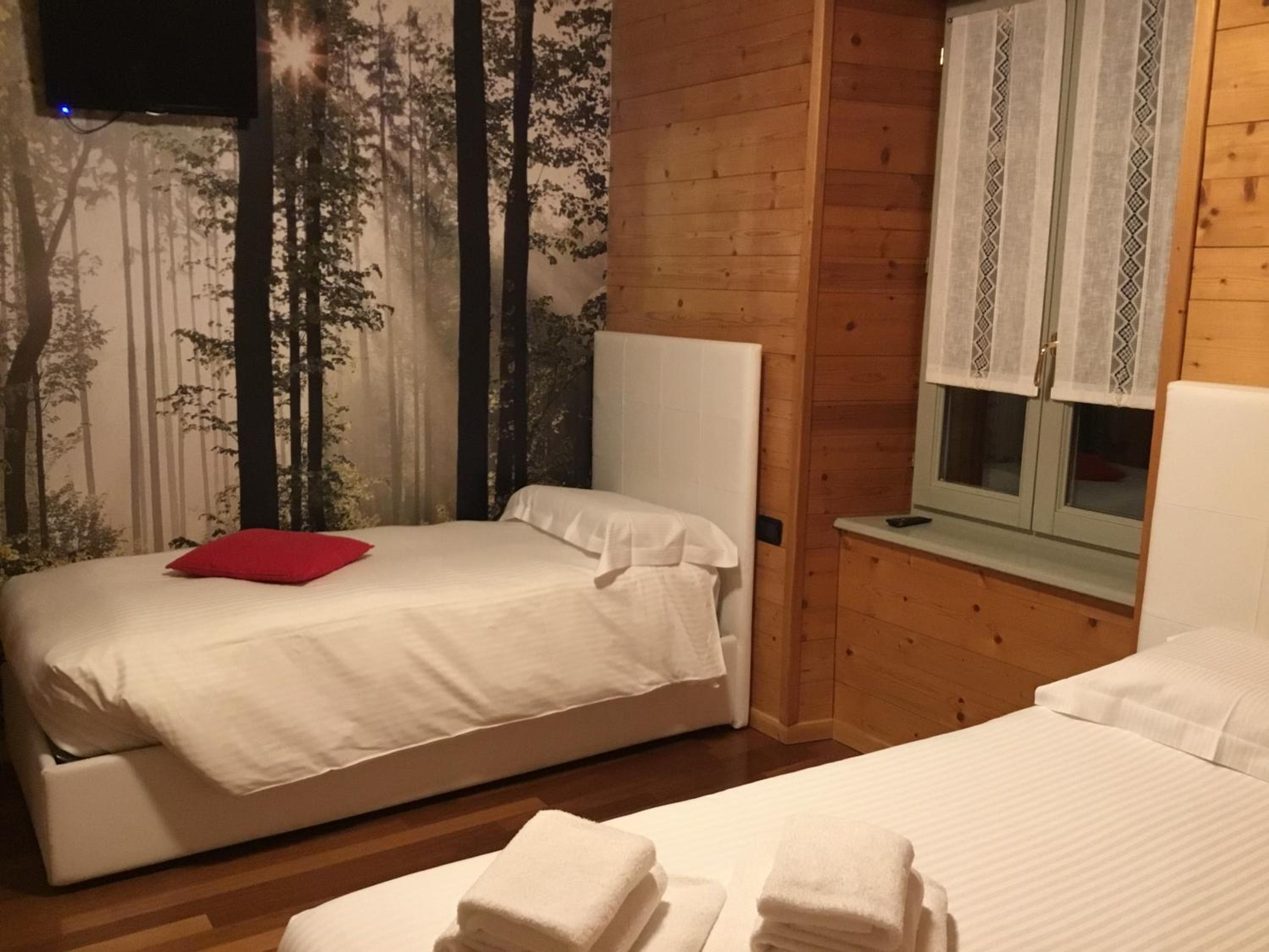 Triple Room with Lake View