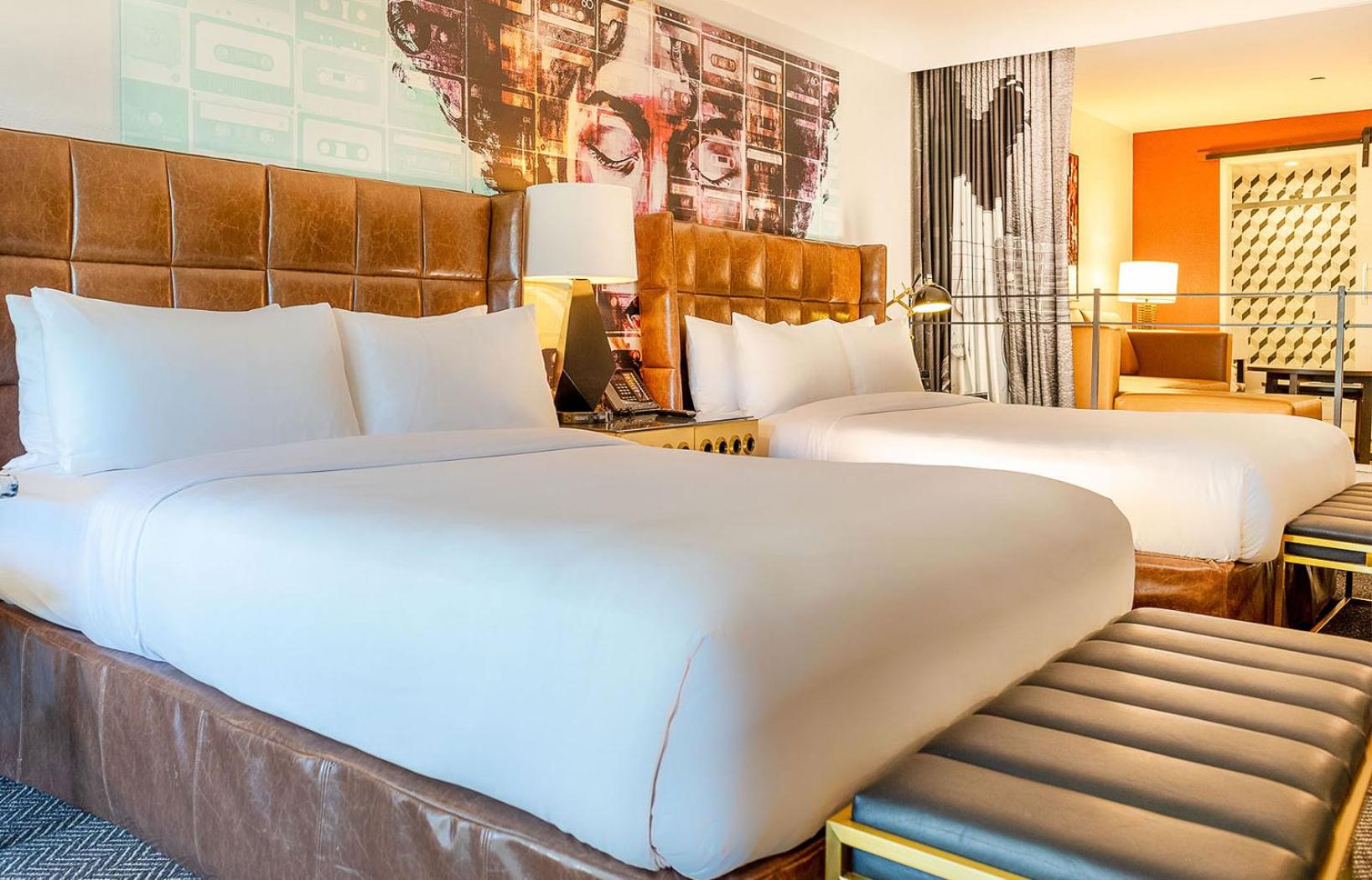 Signature 2 Queen Suite with Balcony