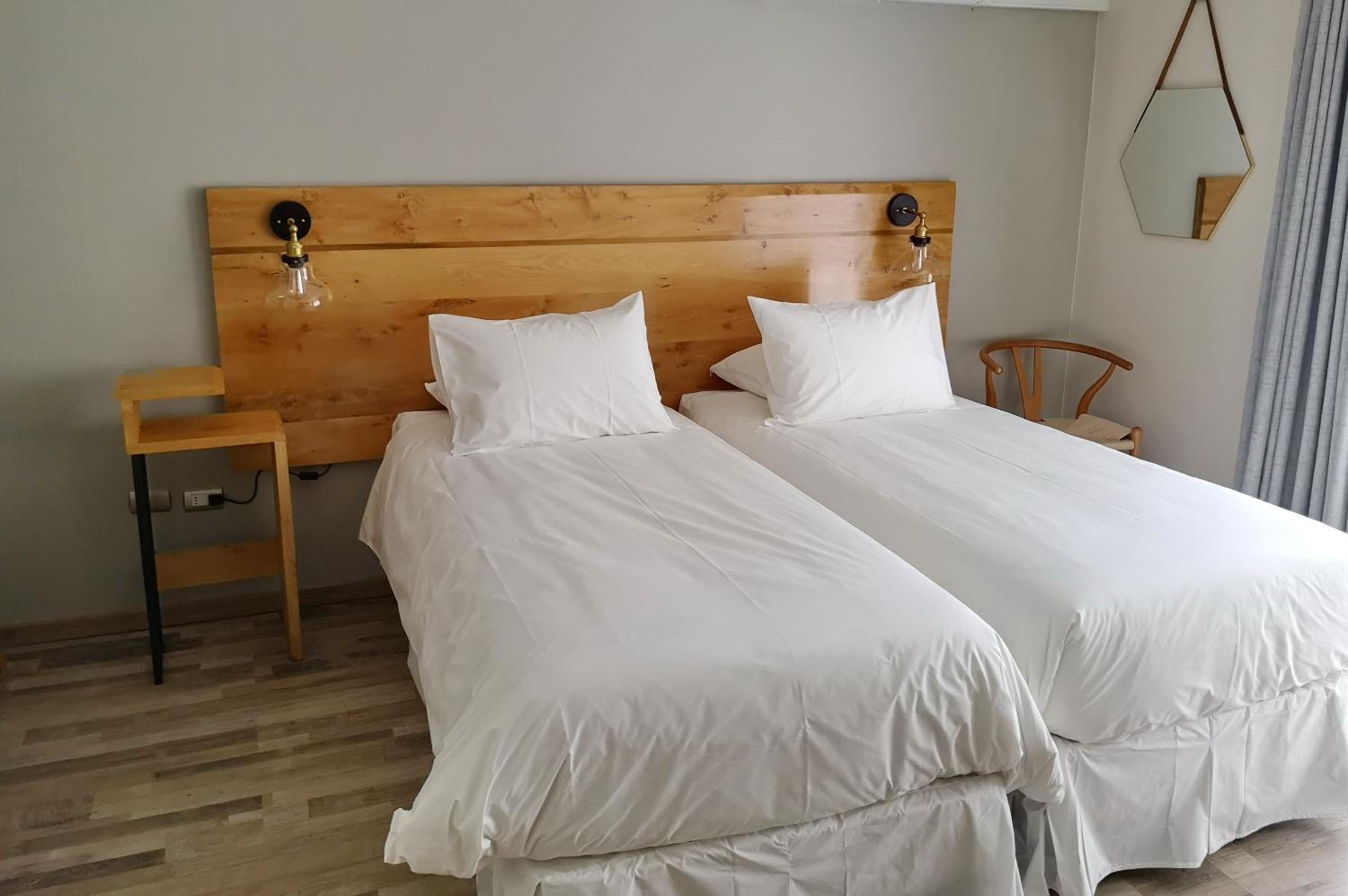 Twin Room - Disability Access photo 2