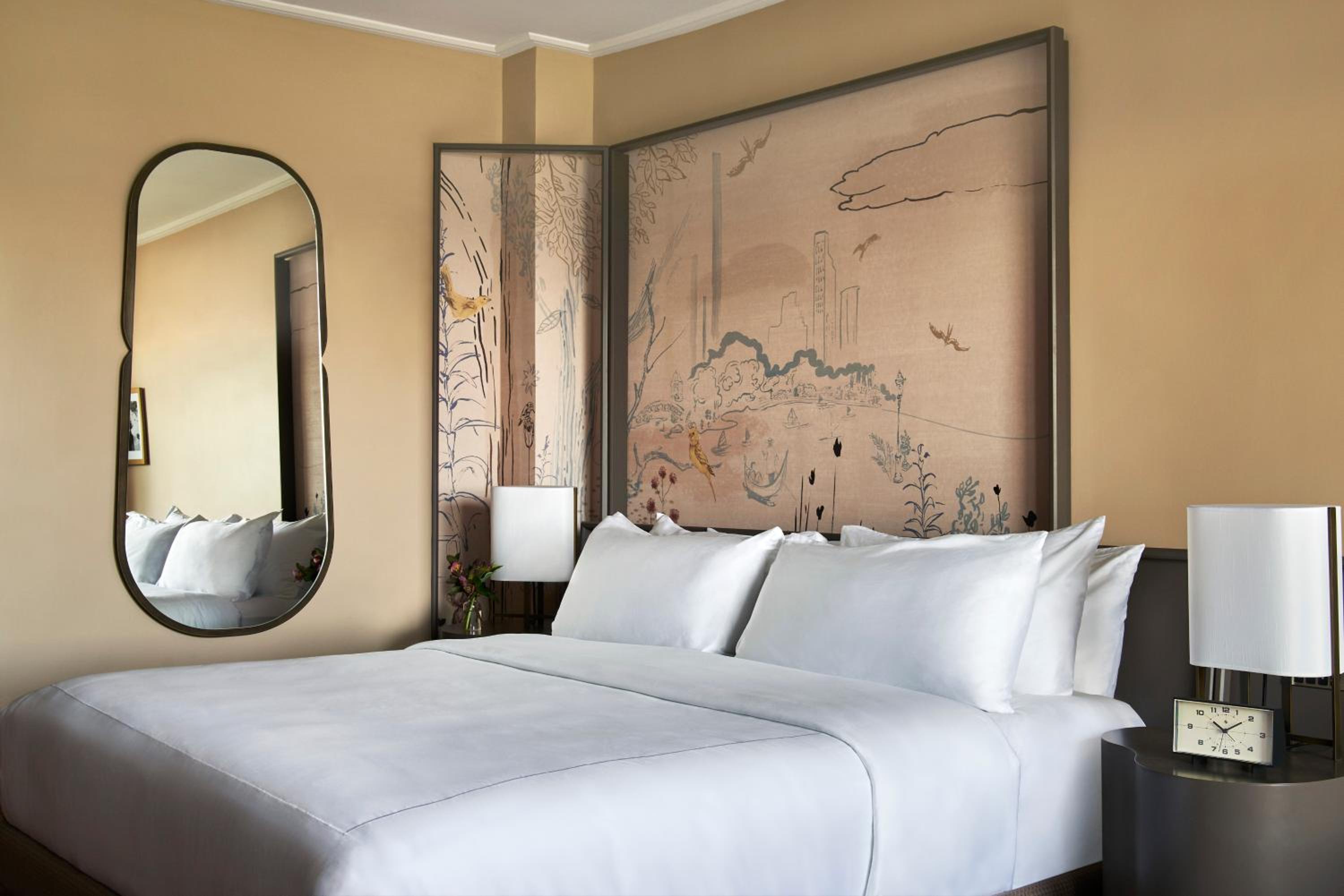 King Room with One King Bed (Non Smoking) thumbnail 6