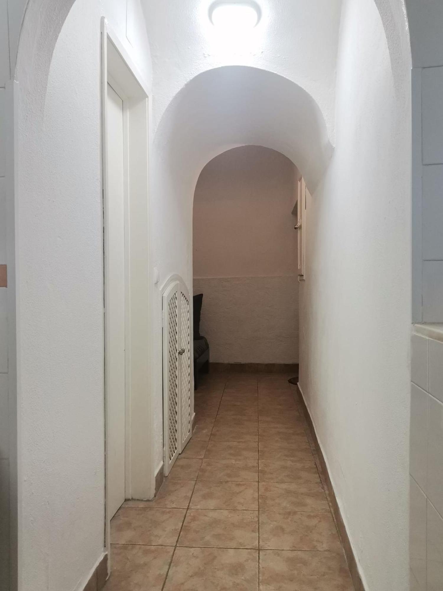Two-Bedroom Villa - Photo 9