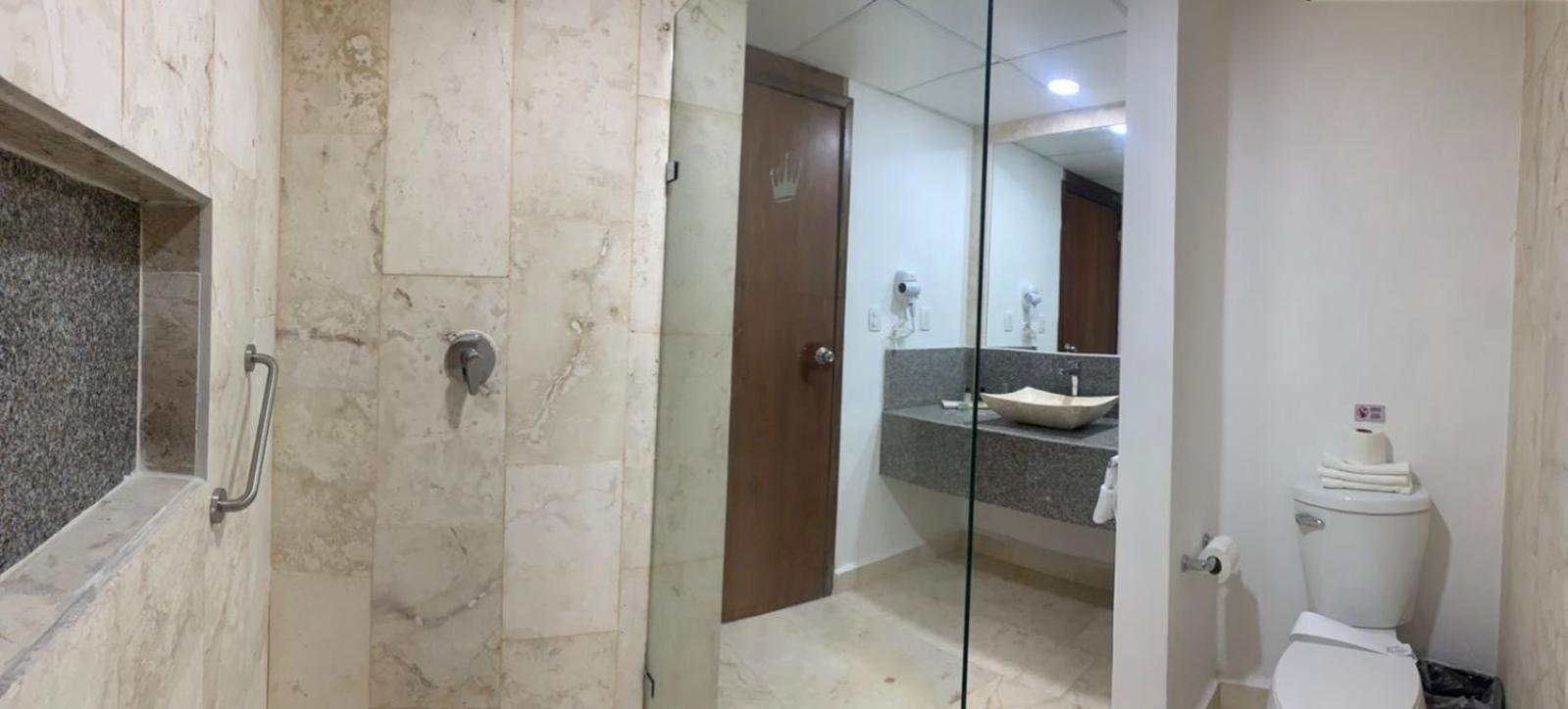 Double Room - Photo 4