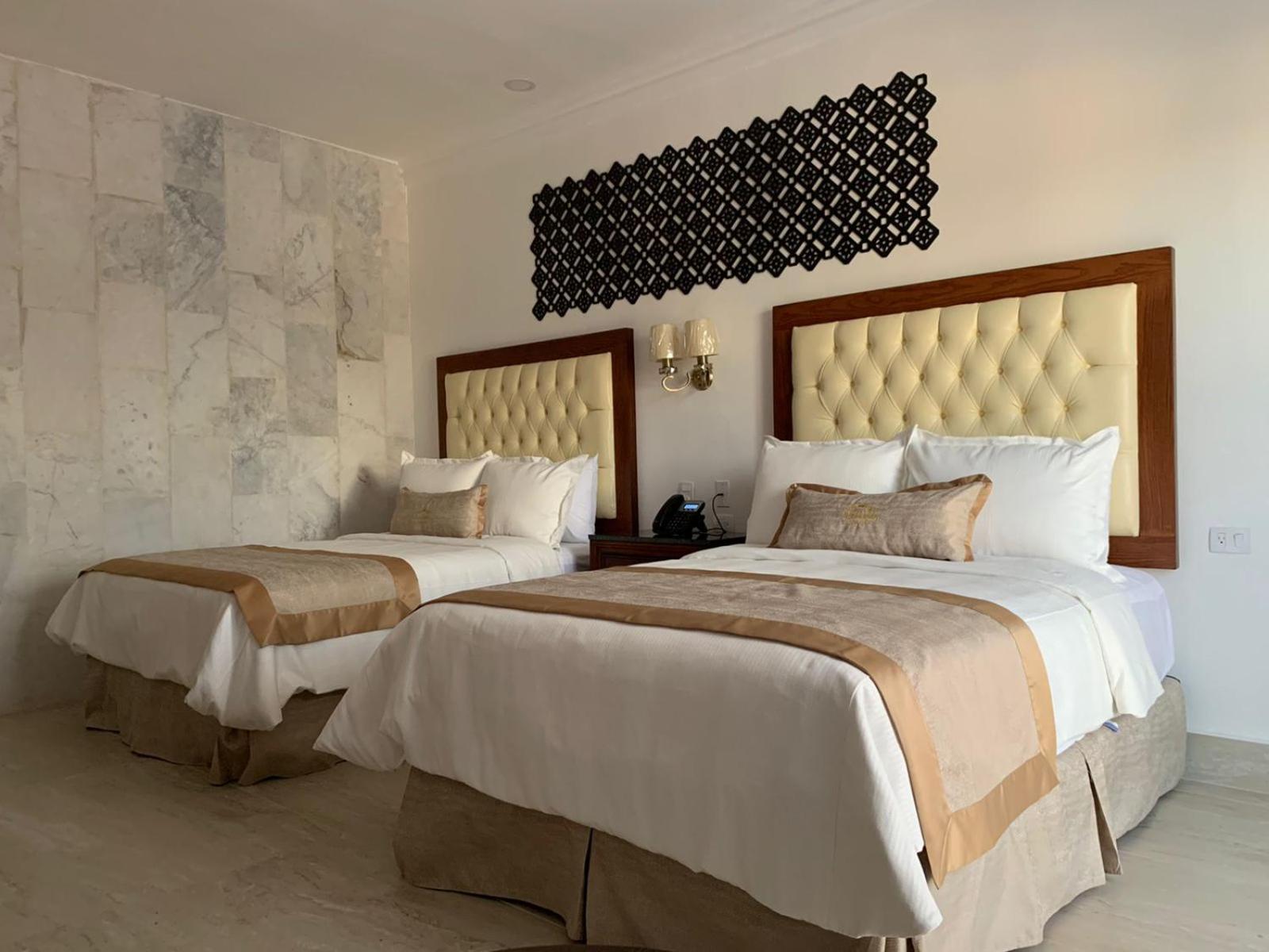 Double Room - Photo 3