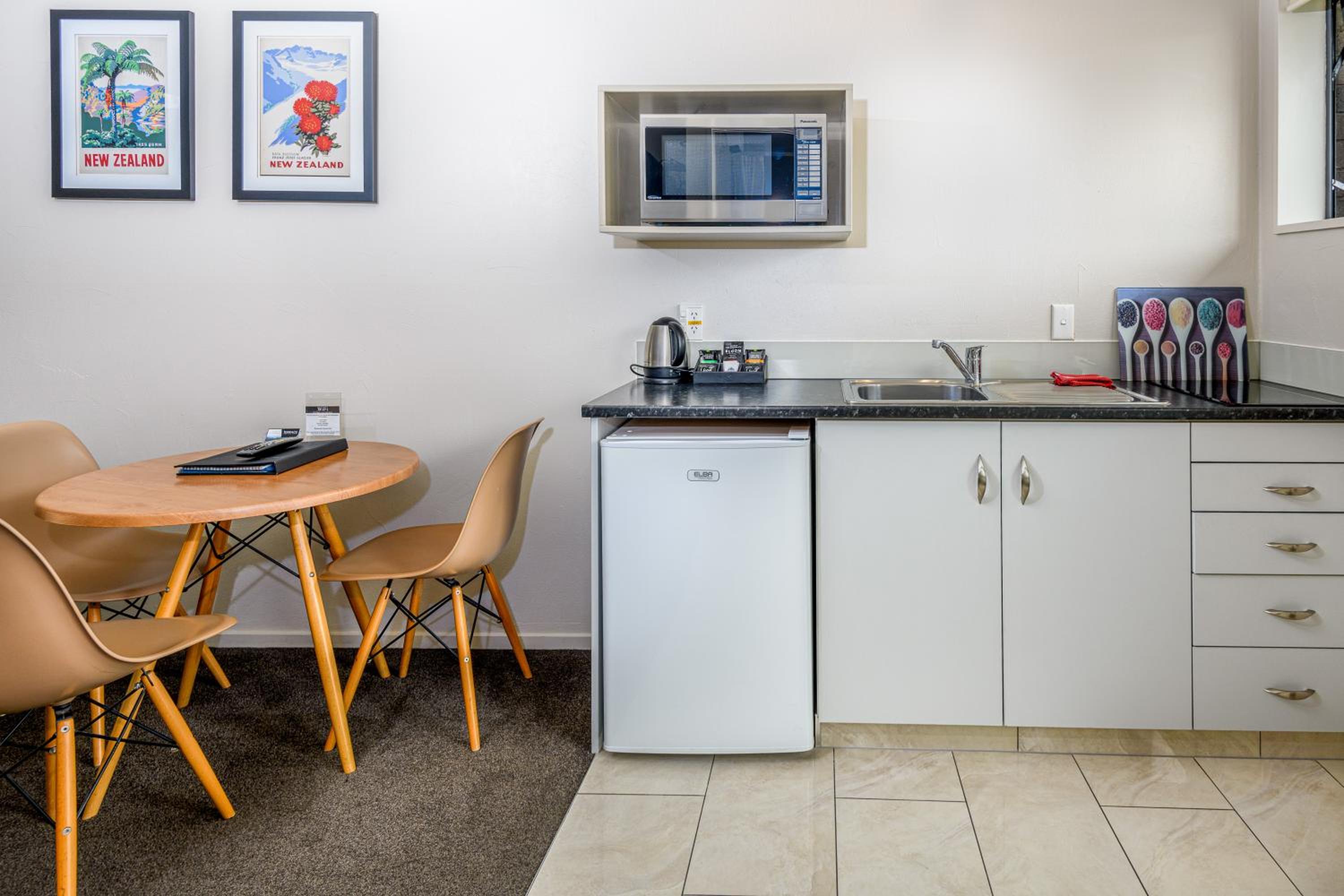 Superior Studio with Kitchen - Photo 15