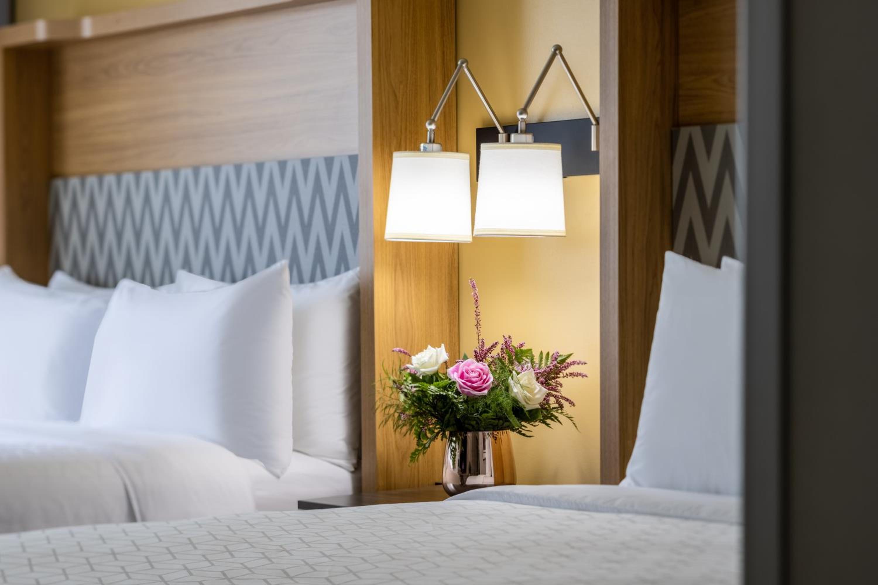 Queen Room - Mobility Access/Hearing Accessible