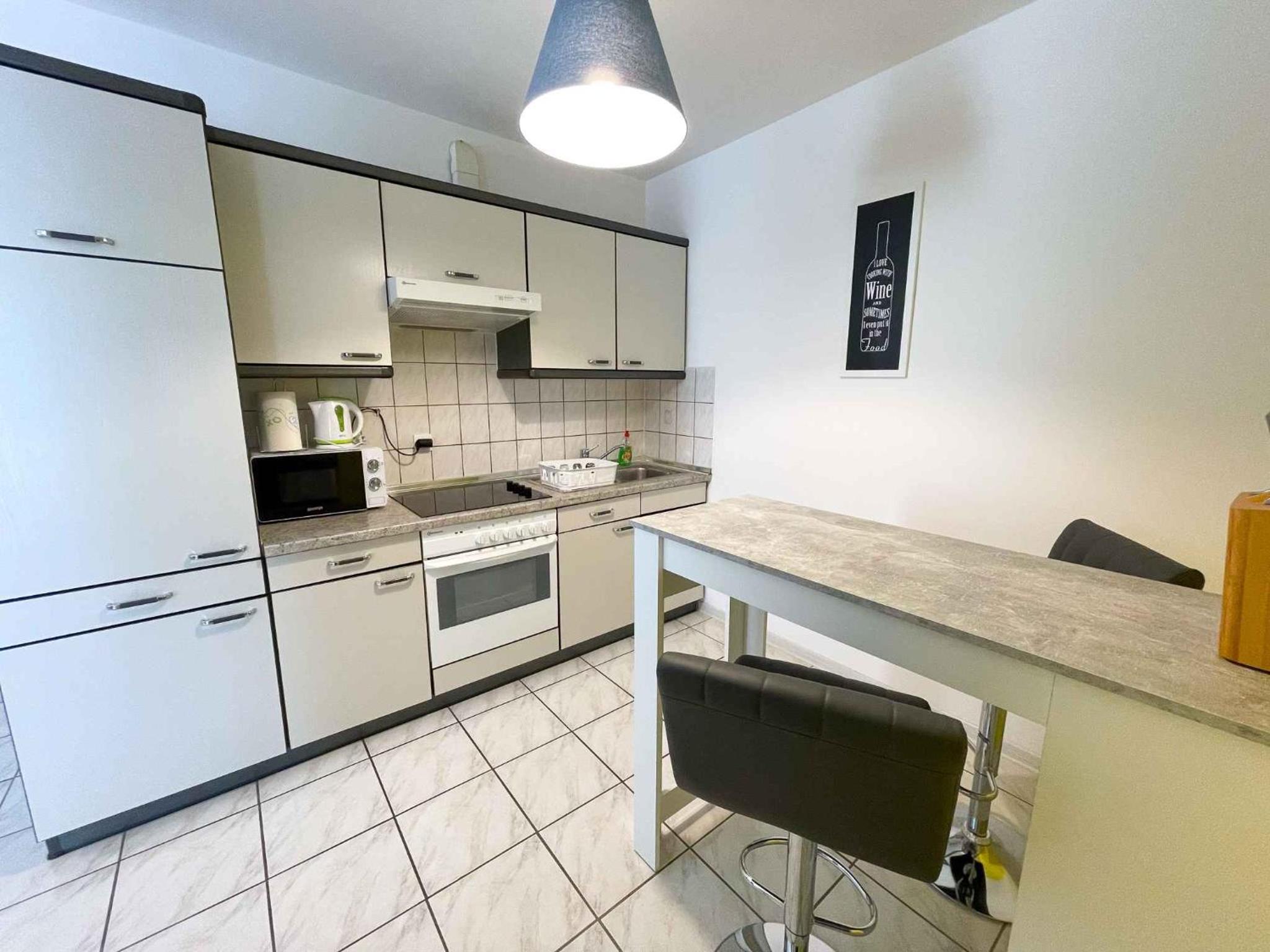 Apartment photo 2