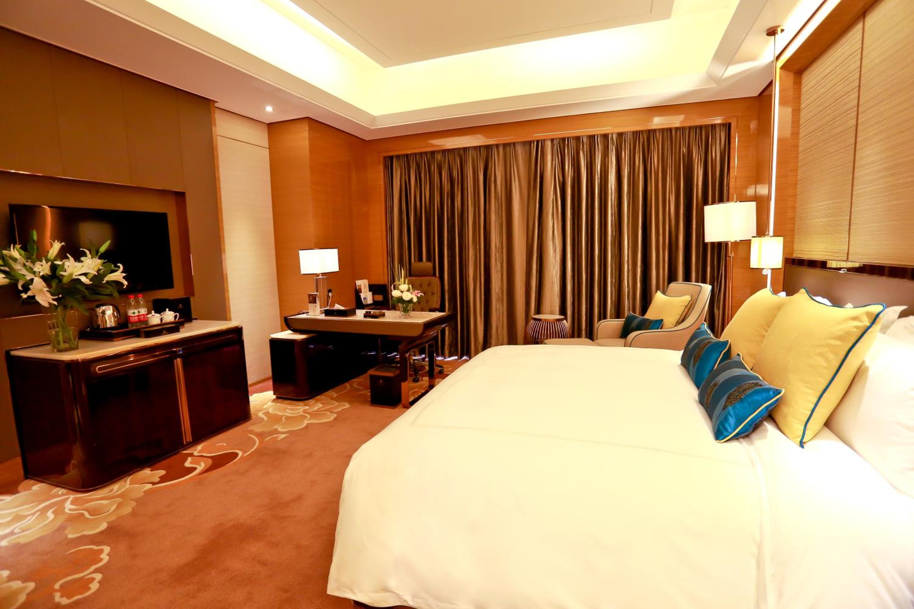 Deluxe Double Room photo 2