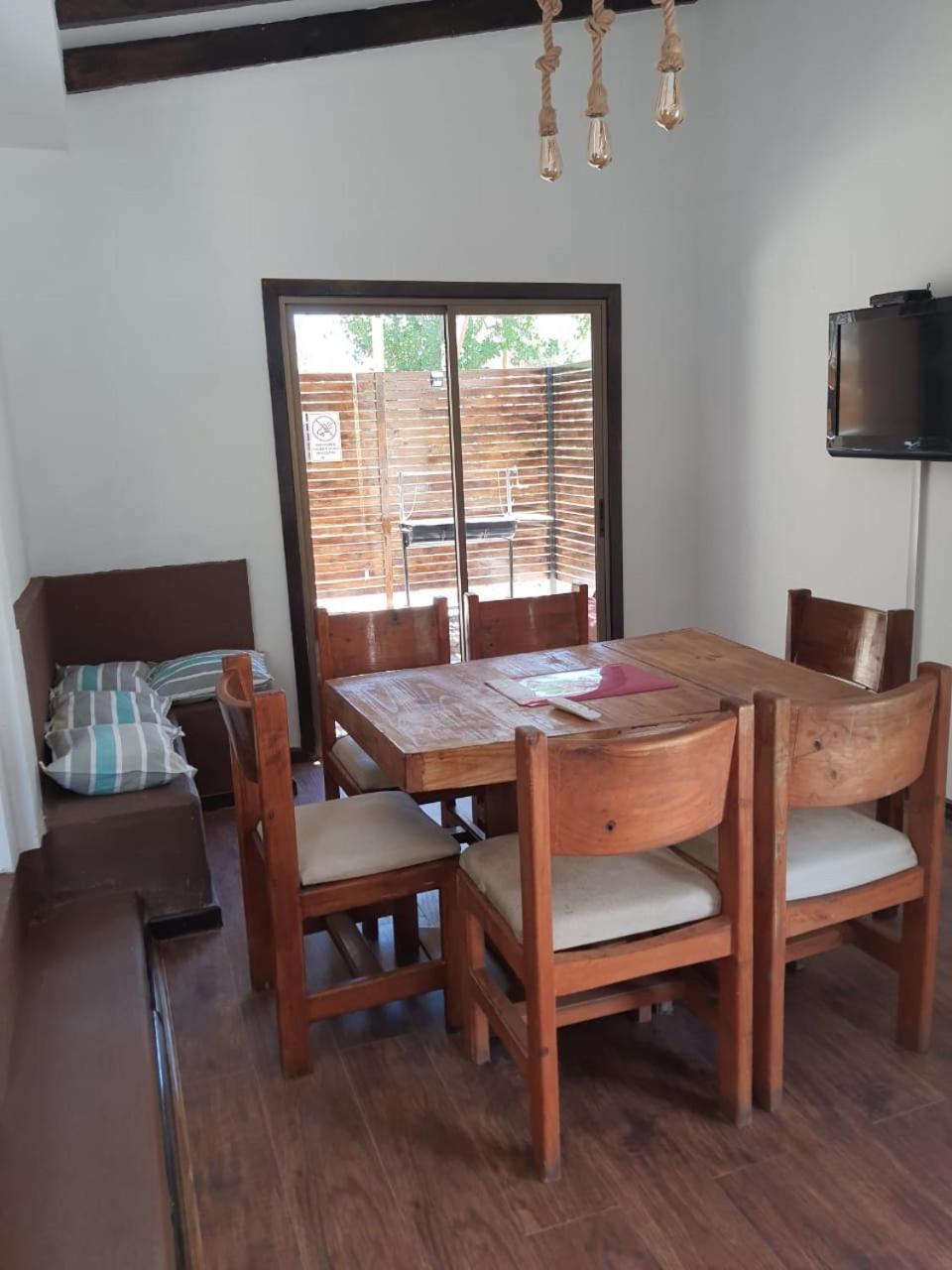 Three-Bedroom House photo 3