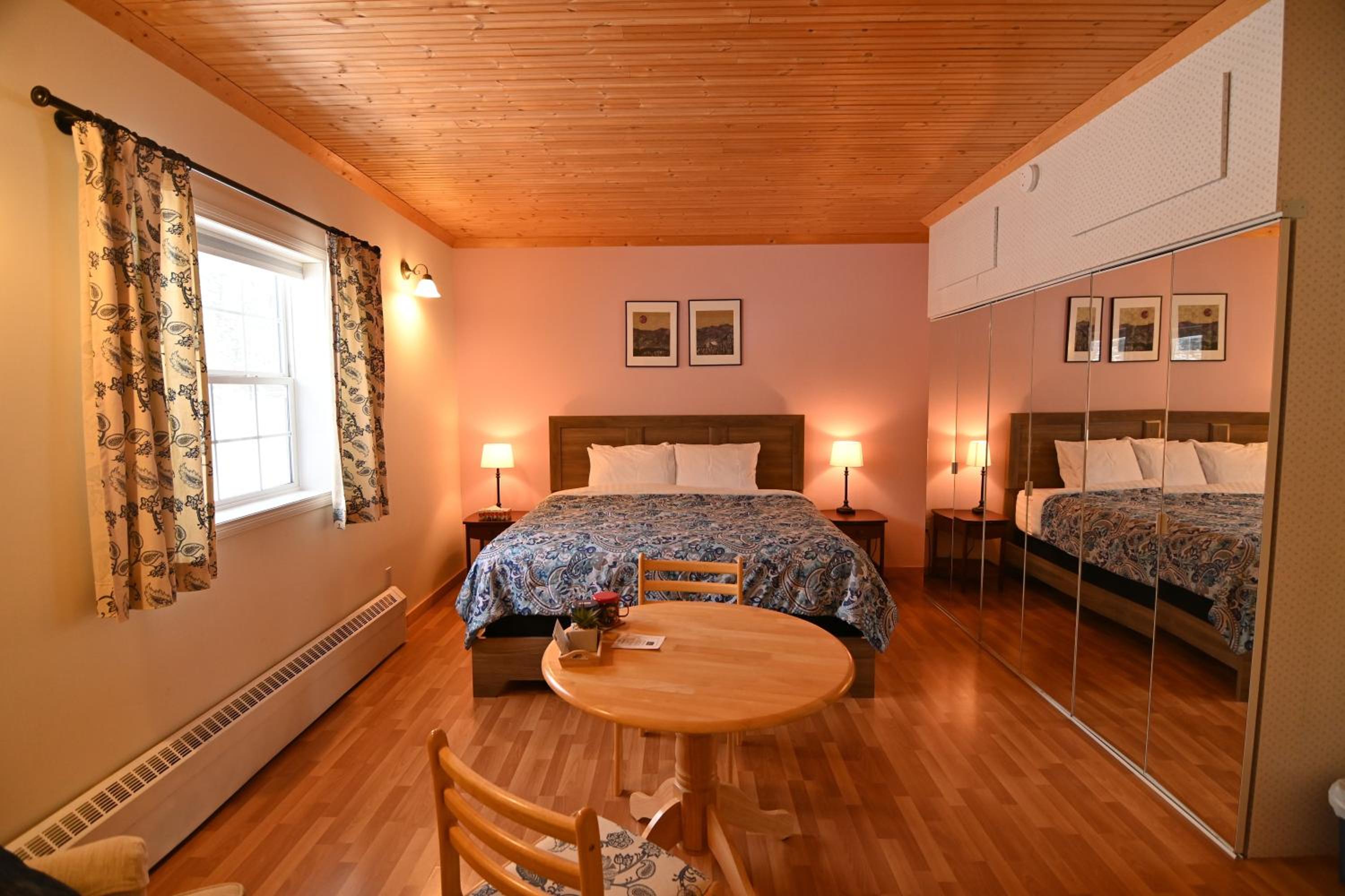 Superior King Room photo 2