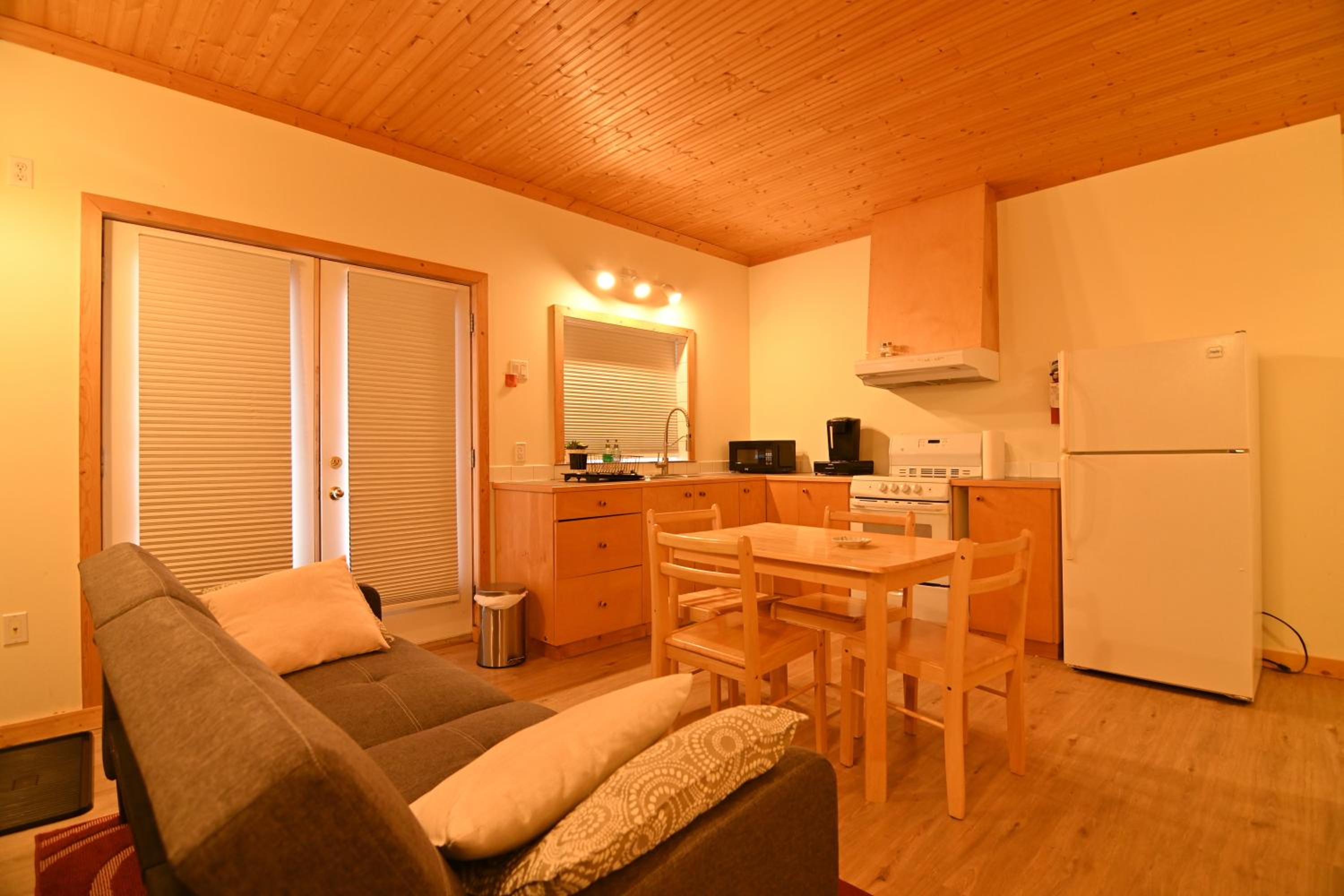 One-Bedroom Suite photo 1