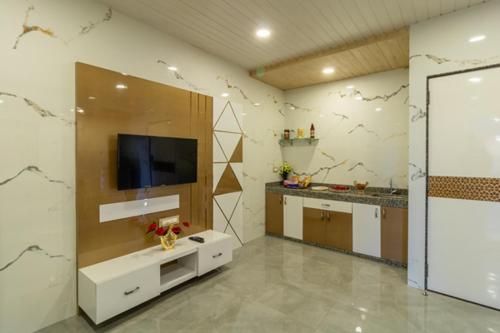 Apartment photo 2