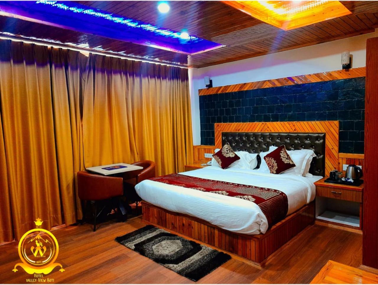 King Room With Balcony photo 1